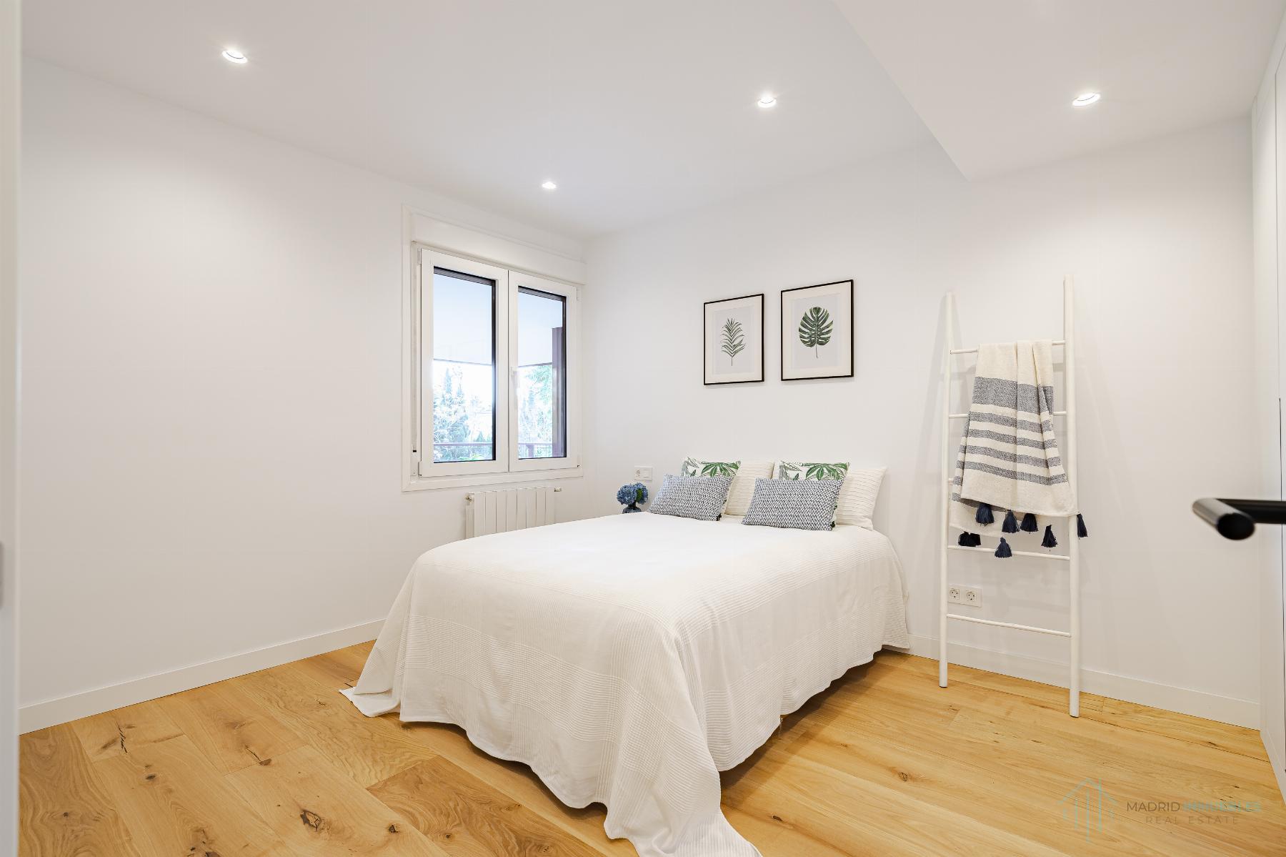 For sale of flat in Madrid