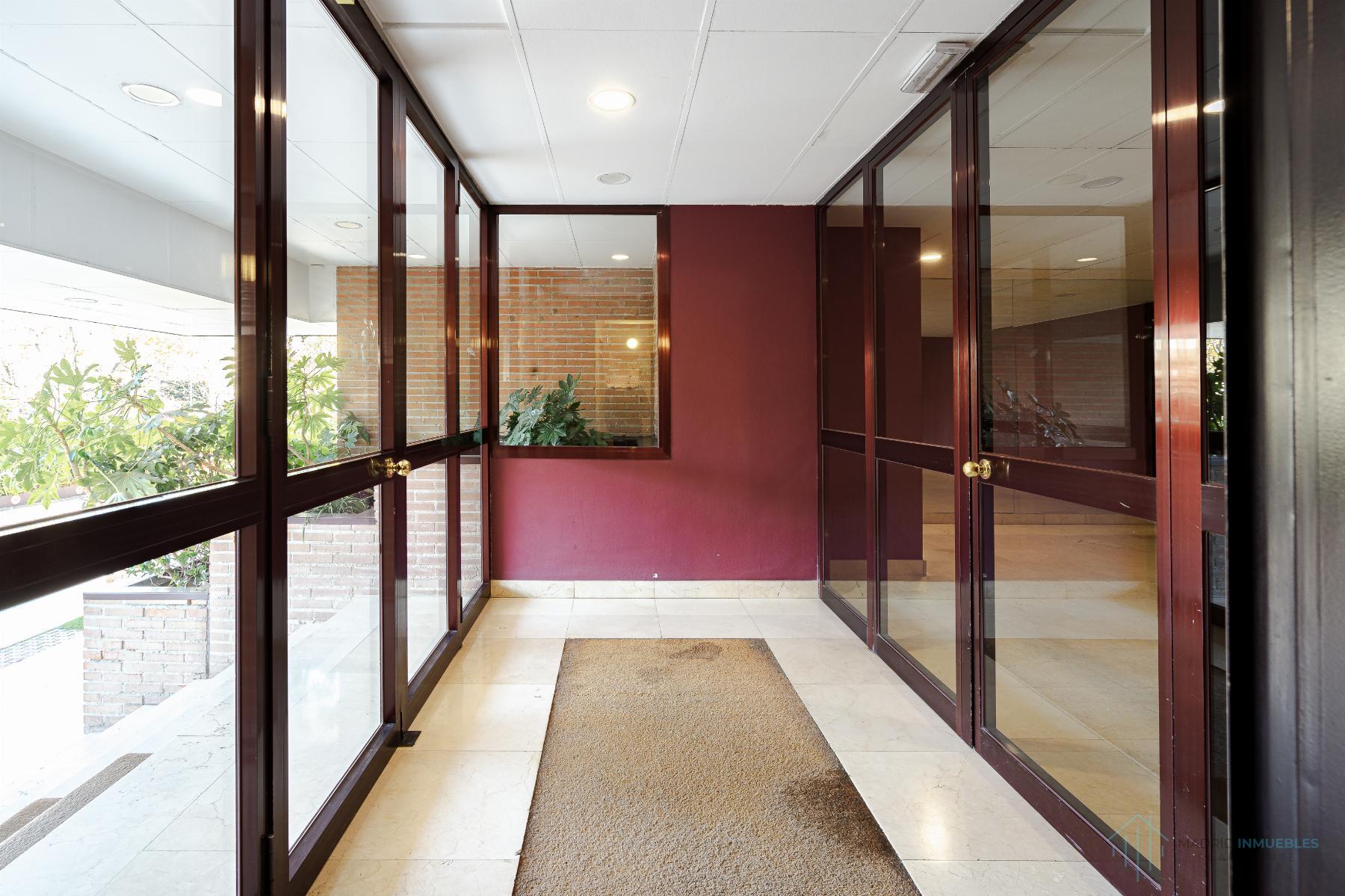 For sale of flat in Madrid