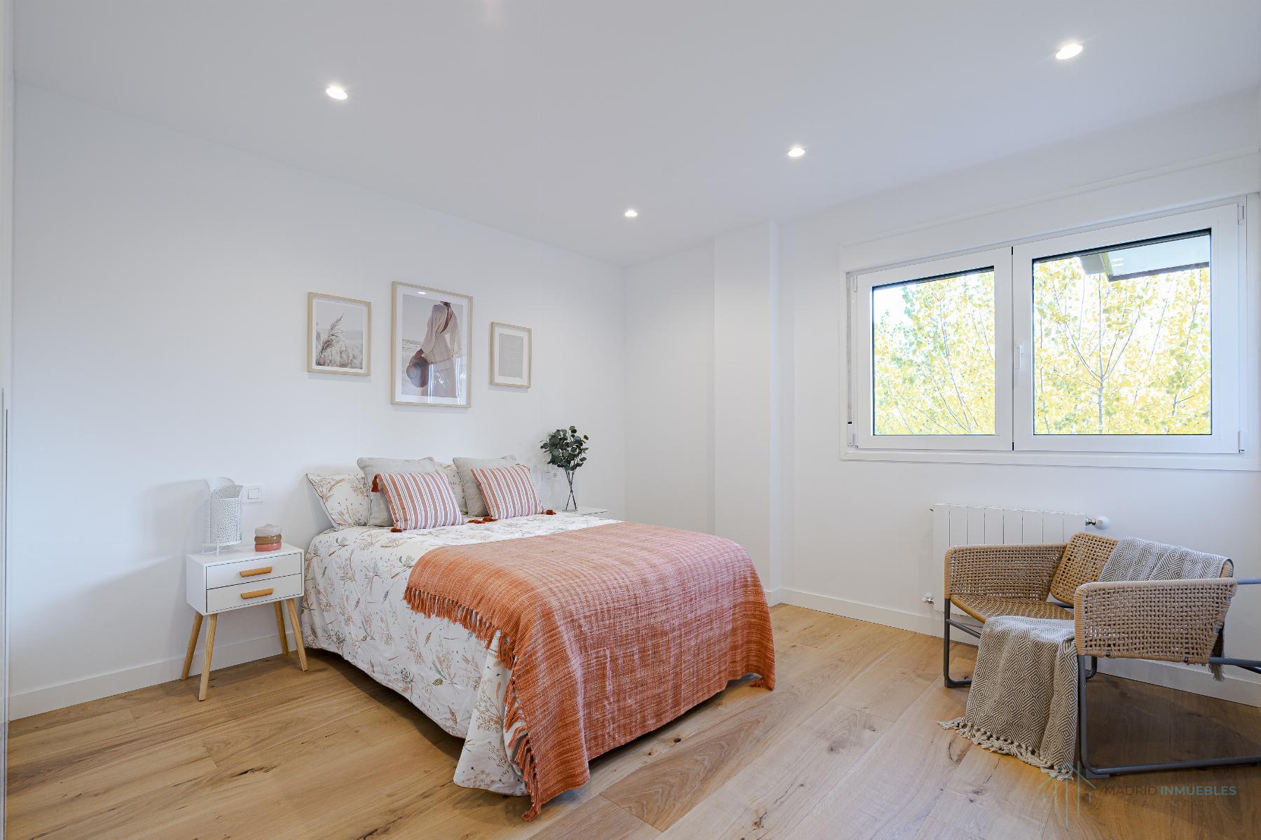 For sale of flat in Madrid