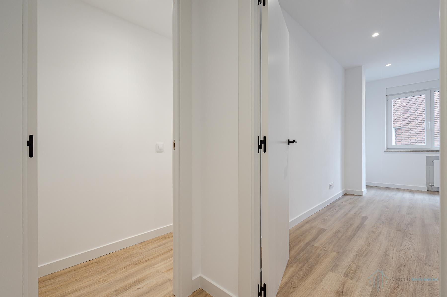 For sale of flat in Madrid