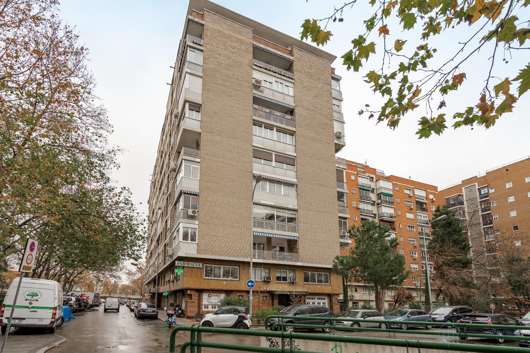 For sale of flat in Madrid