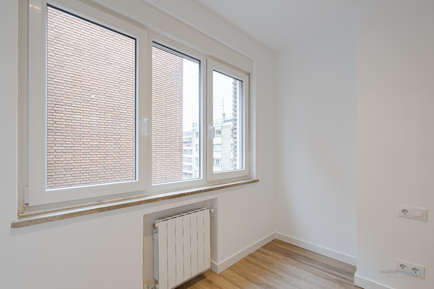 For sale of flat in Madrid