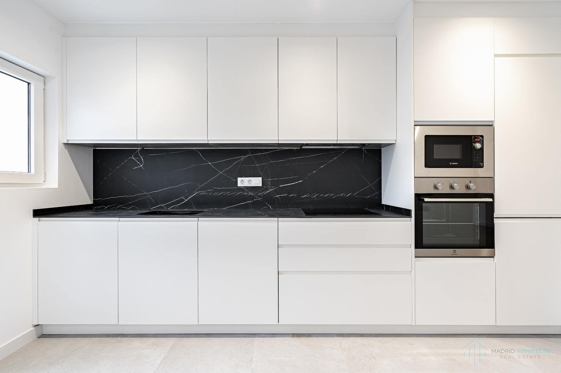 For sale of flat in Madrid