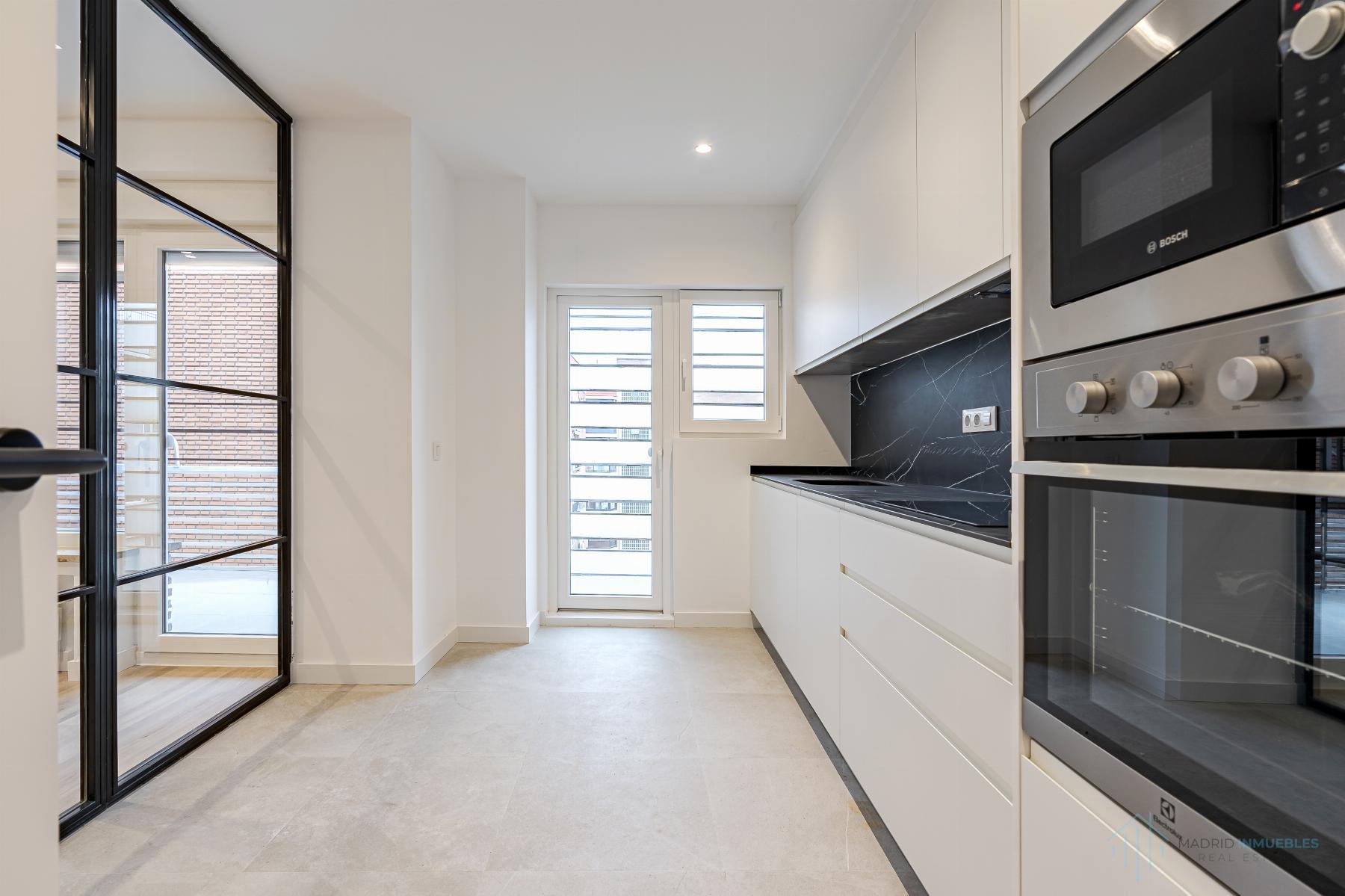 For sale of flat in Madrid