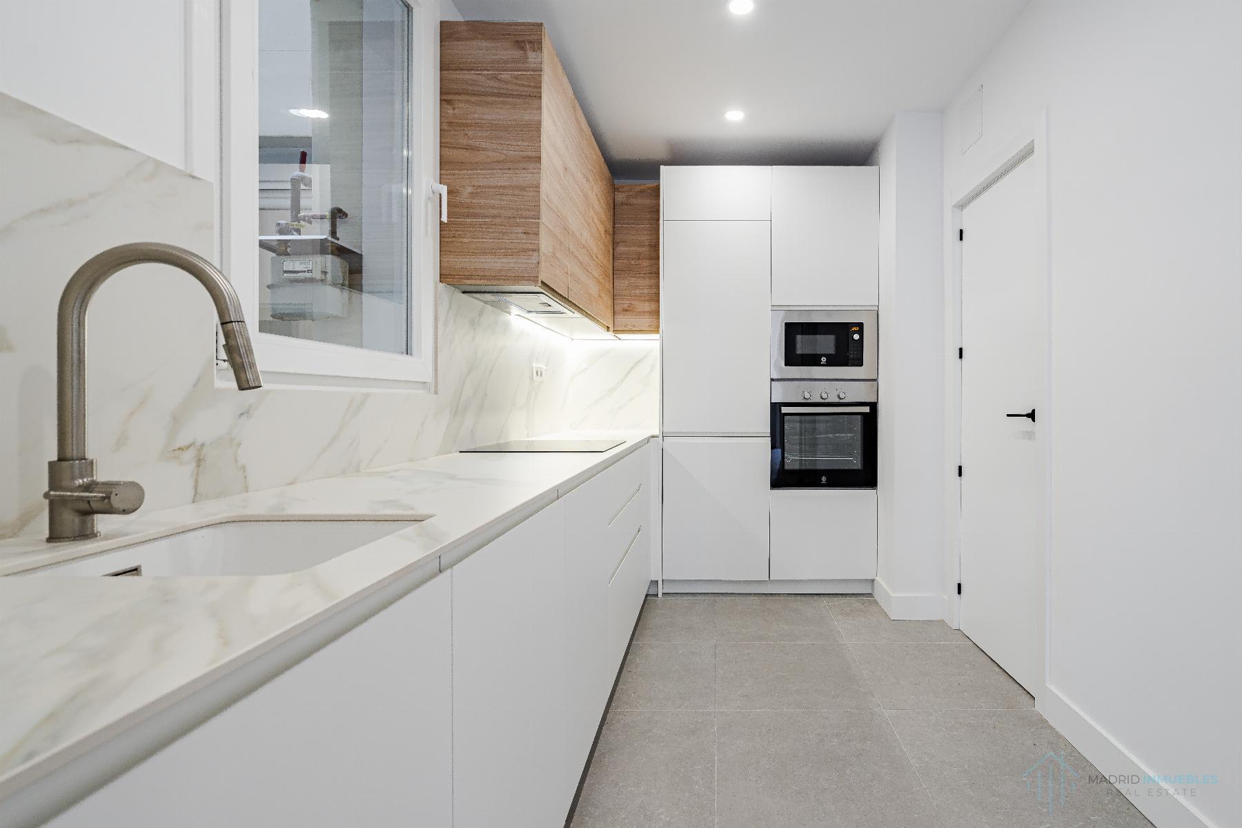 For sale of flat in Madrid