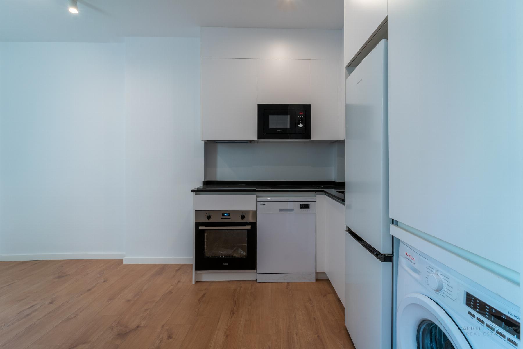 For sale of apartment in Madrid