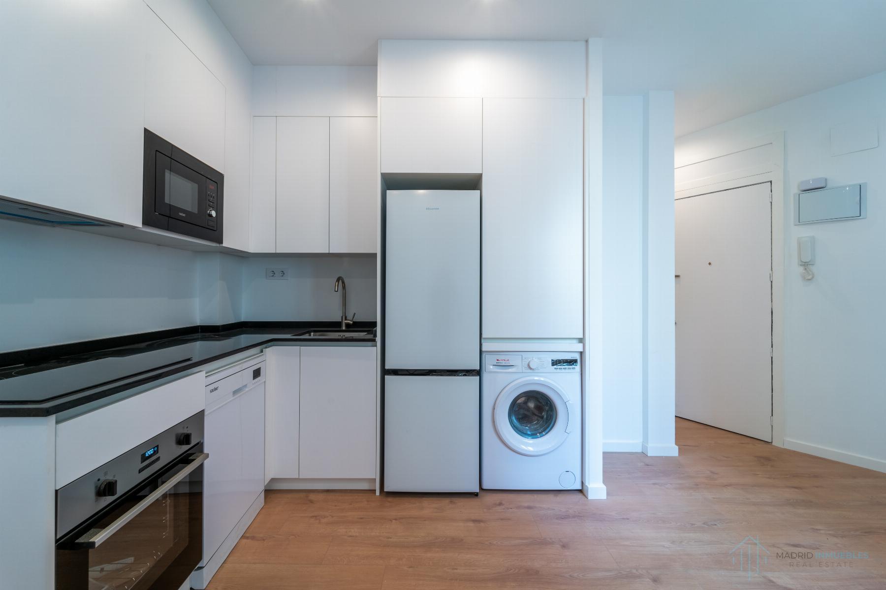 For sale of apartment in Madrid