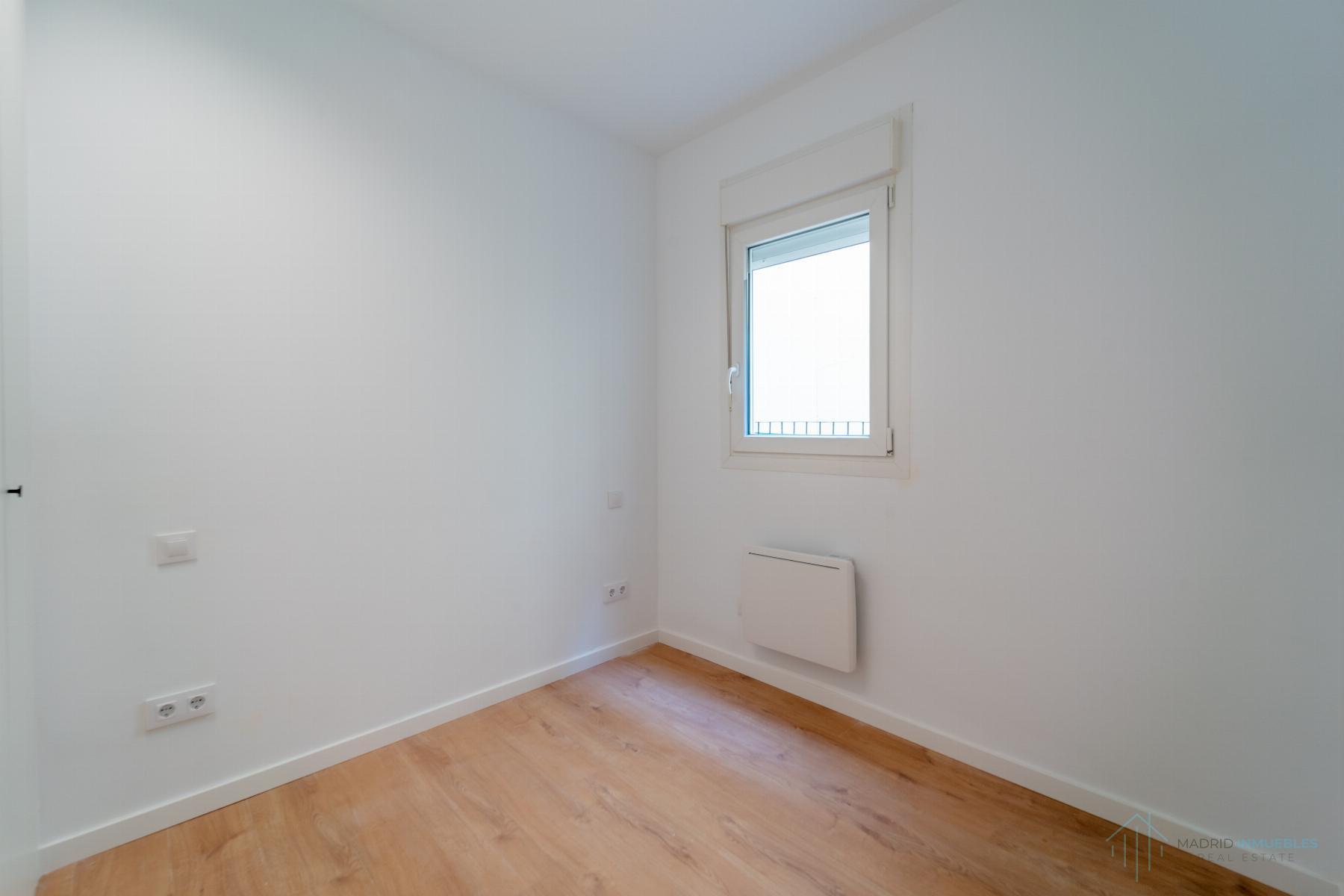 For sale of apartment in Madrid