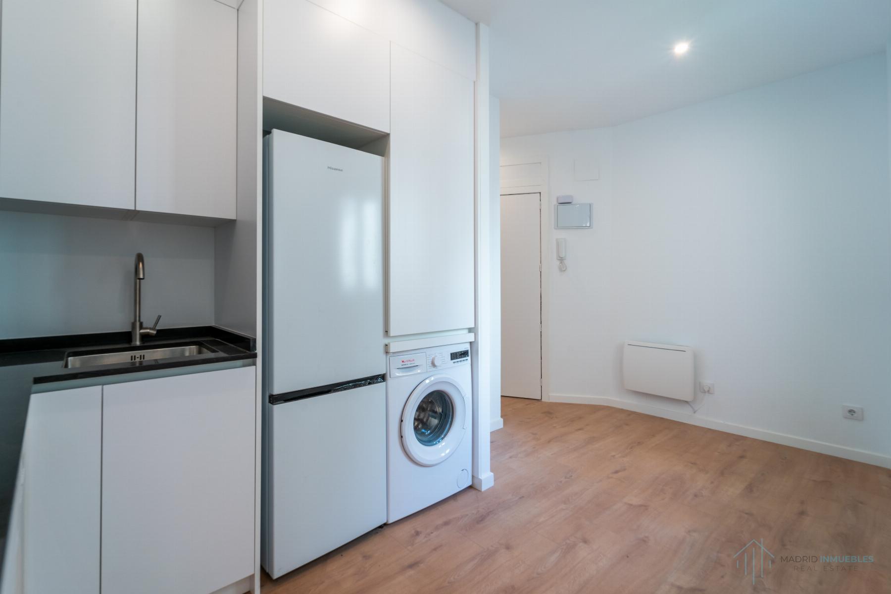 For sale of apartment in Madrid