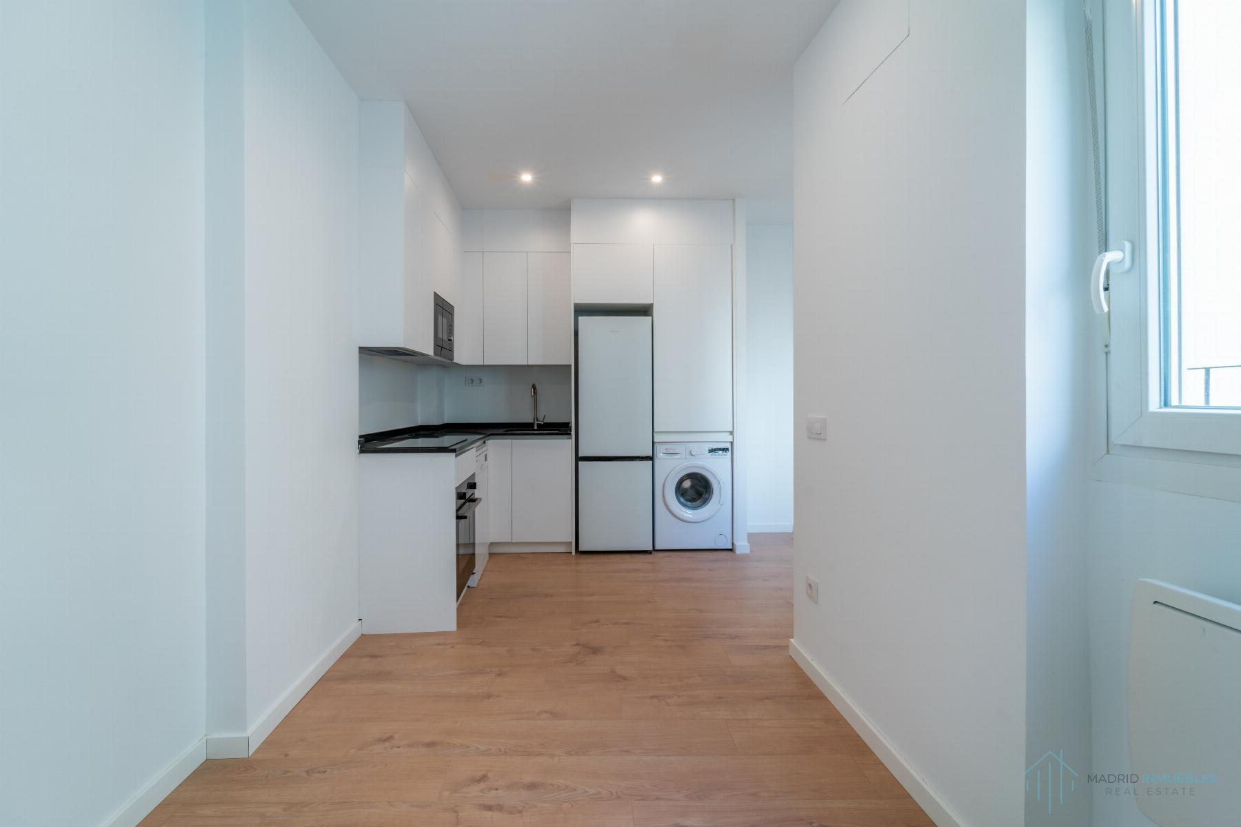 For sale of apartment in Madrid