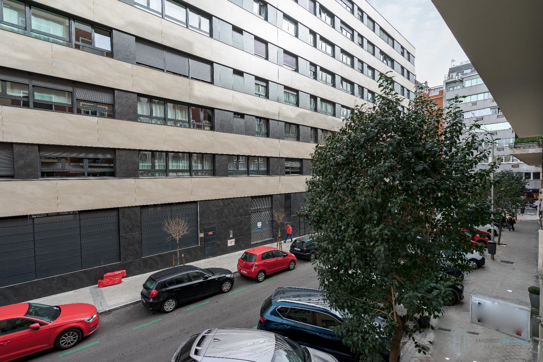 For sale of flat in Madrid