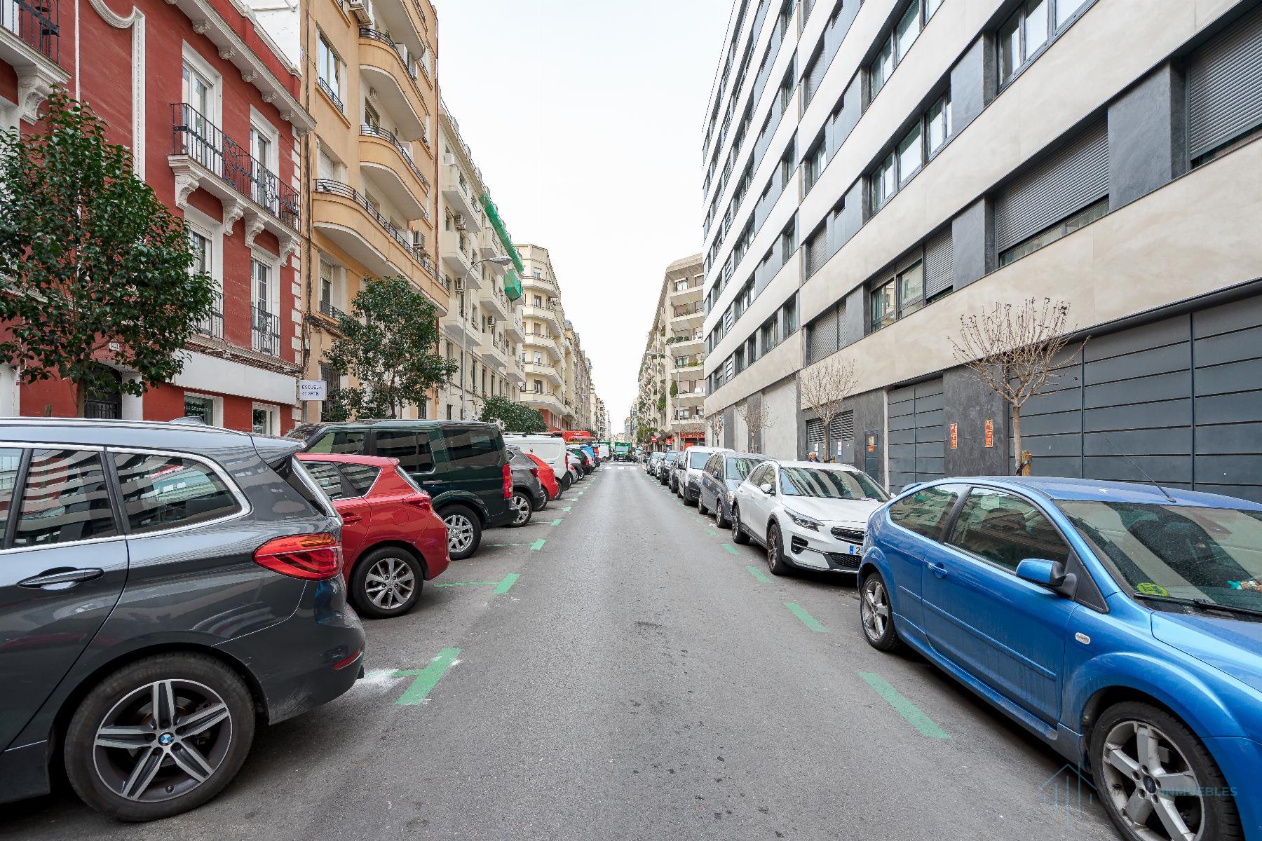 For sale of flat in Madrid