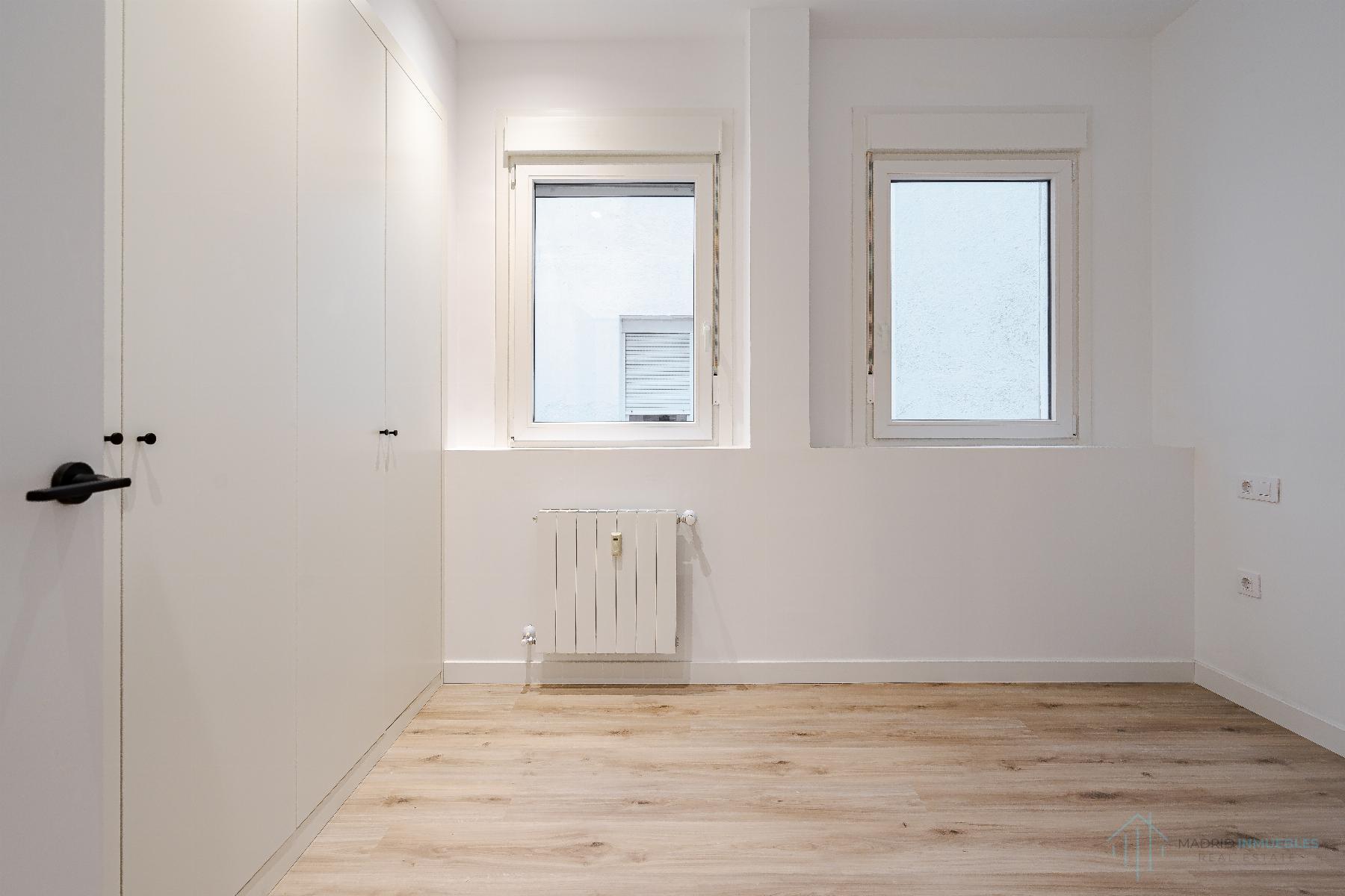 For sale of flat in Madrid