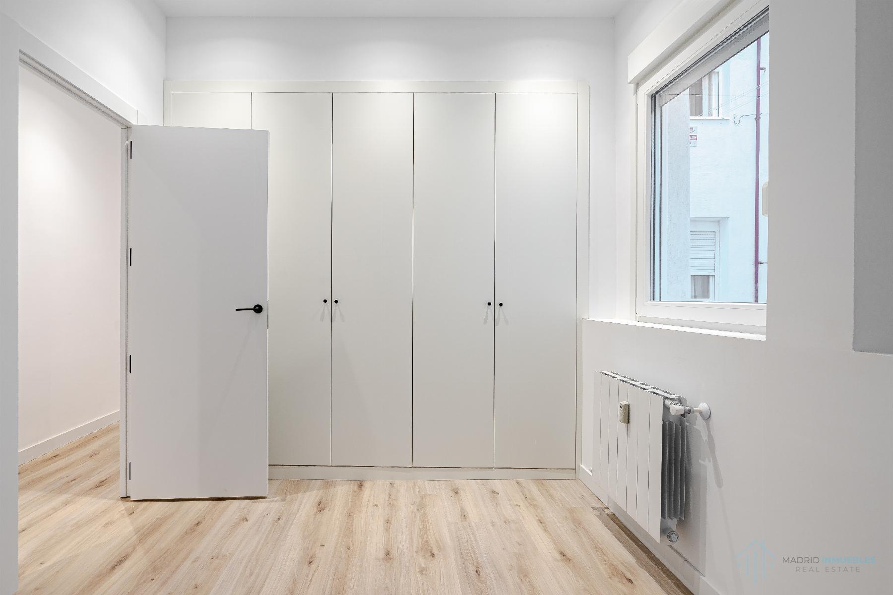 For sale of flat in Madrid