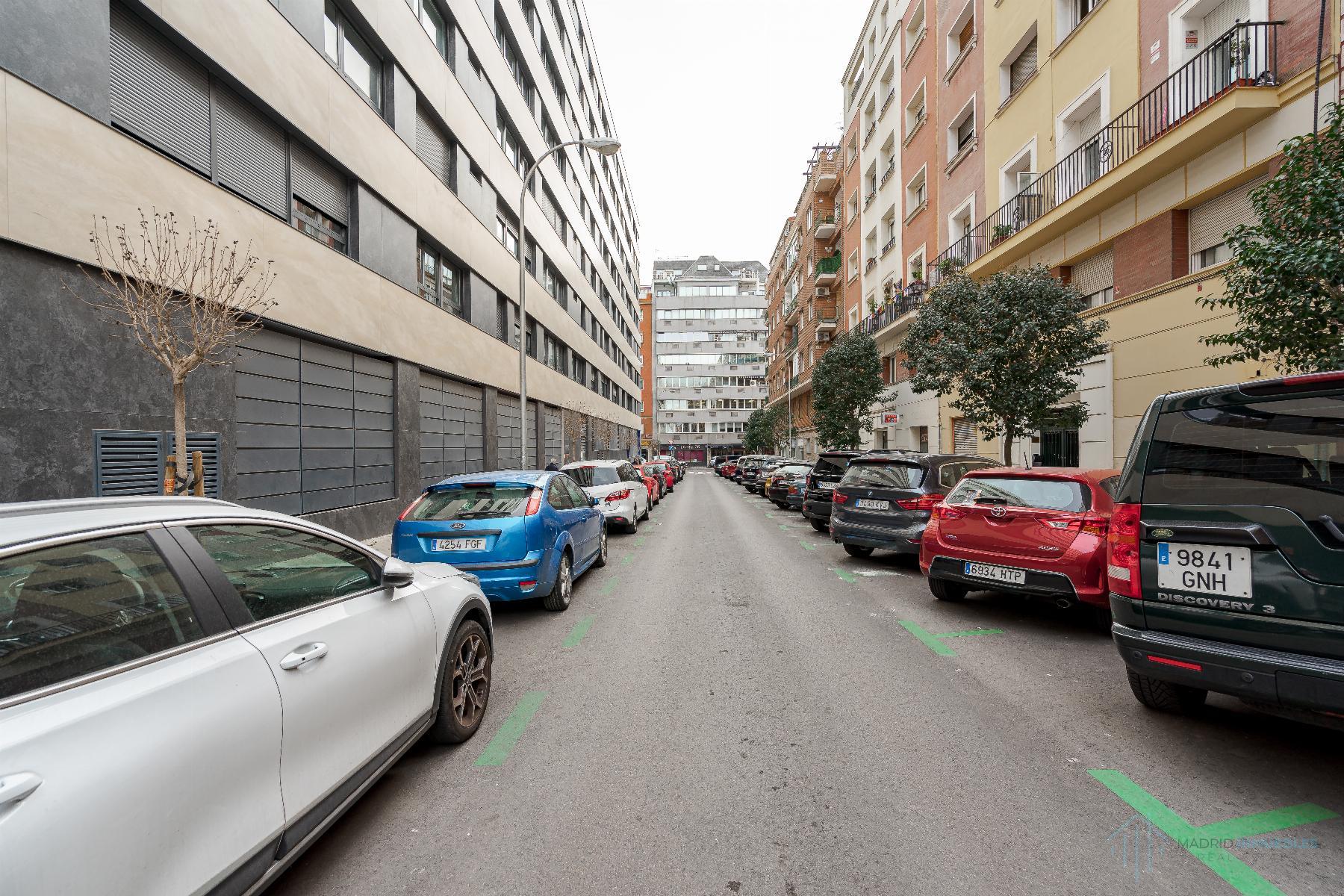 For sale of flat in Madrid