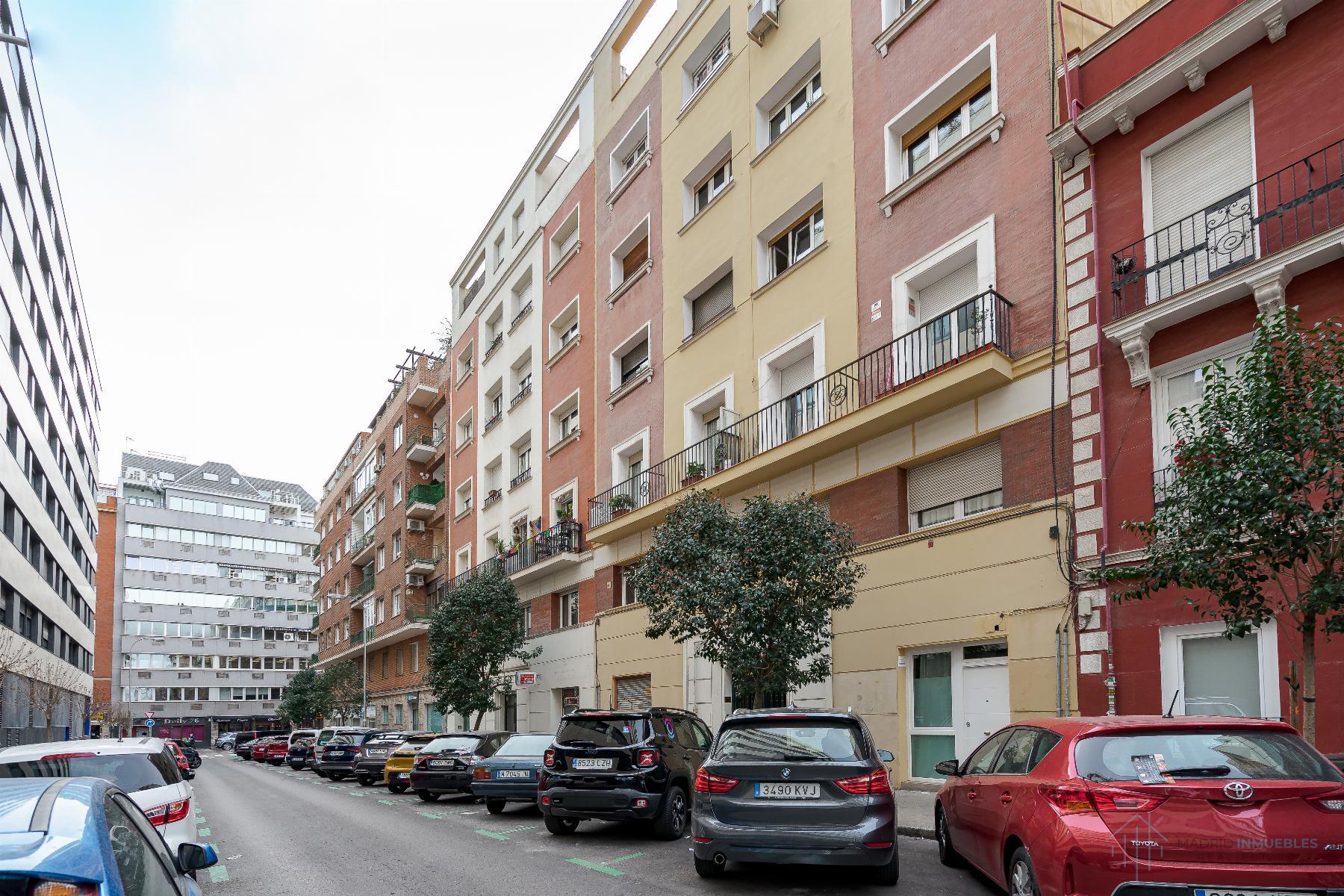 For sale of flat in Madrid