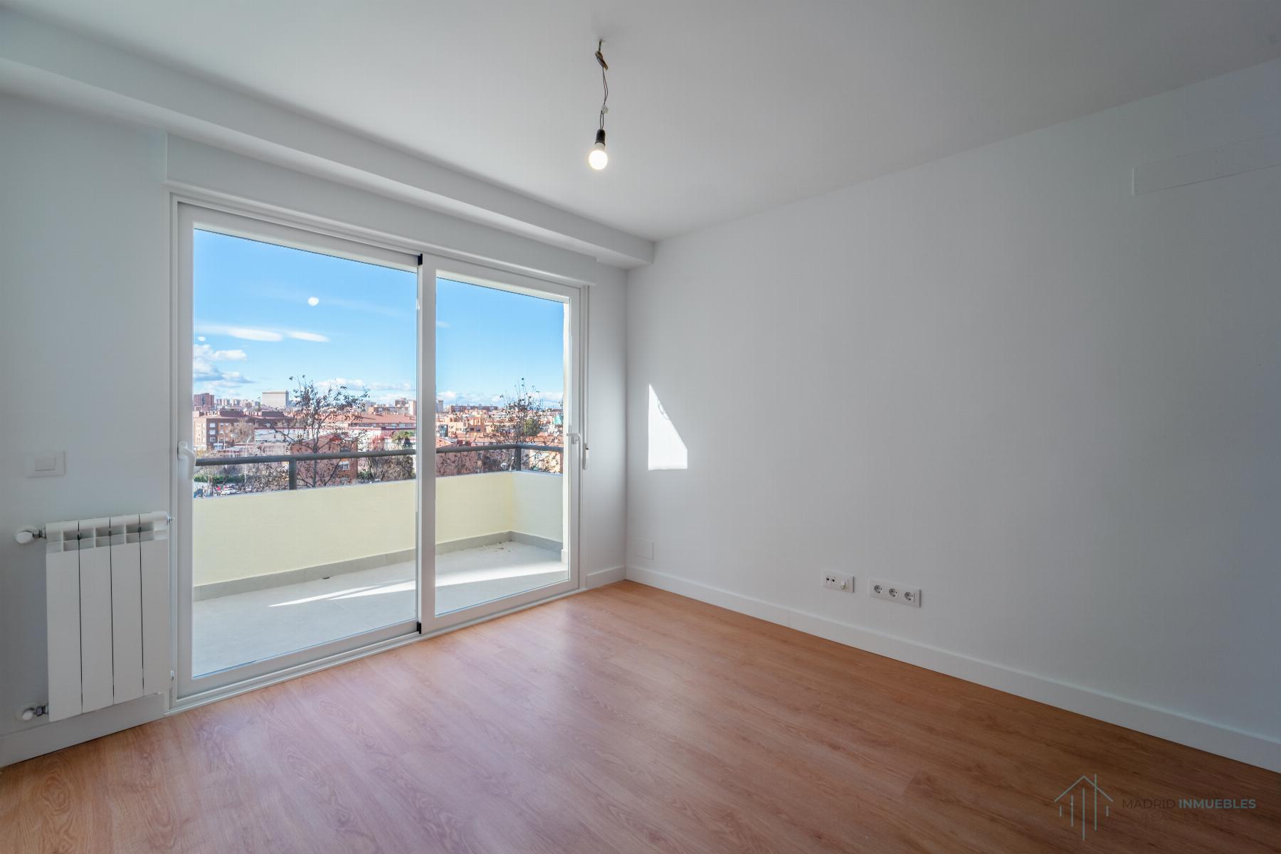 For sale of flat in Madrid
