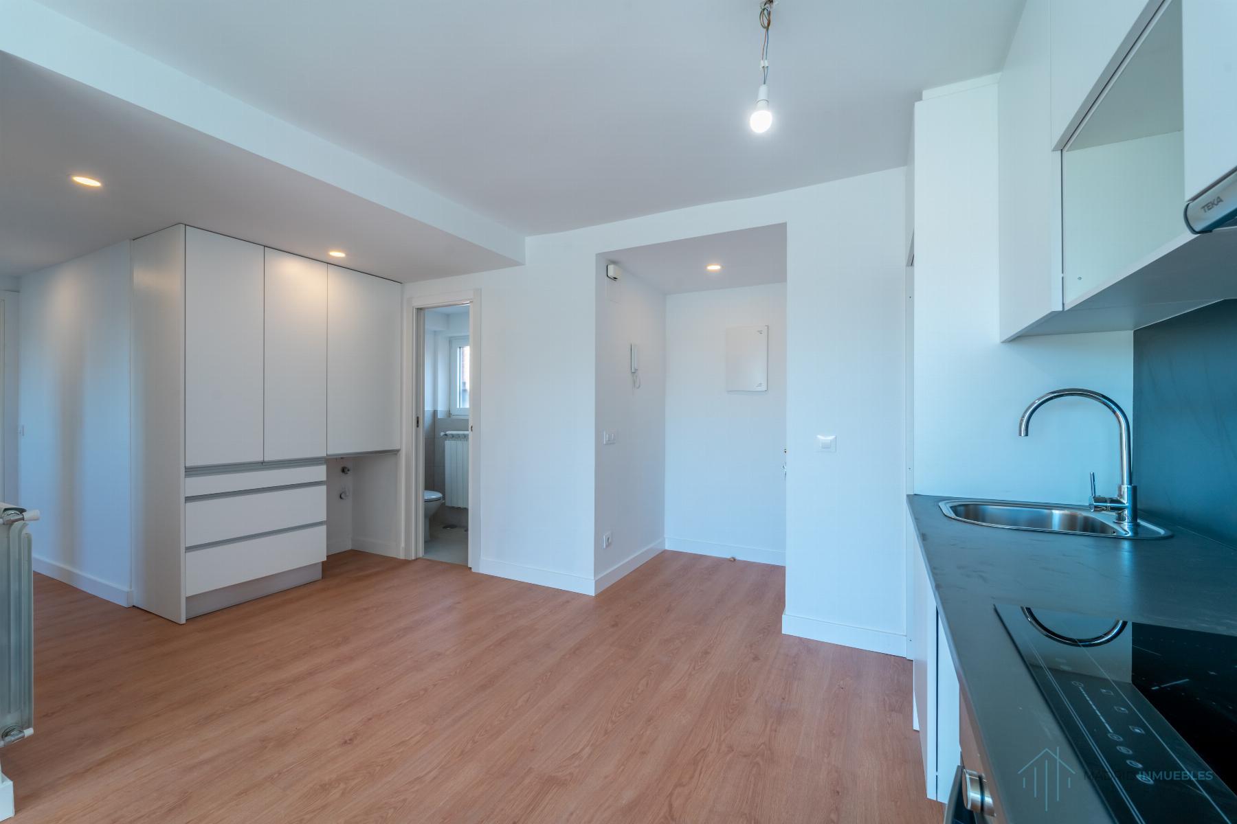 For sale of flat in Madrid