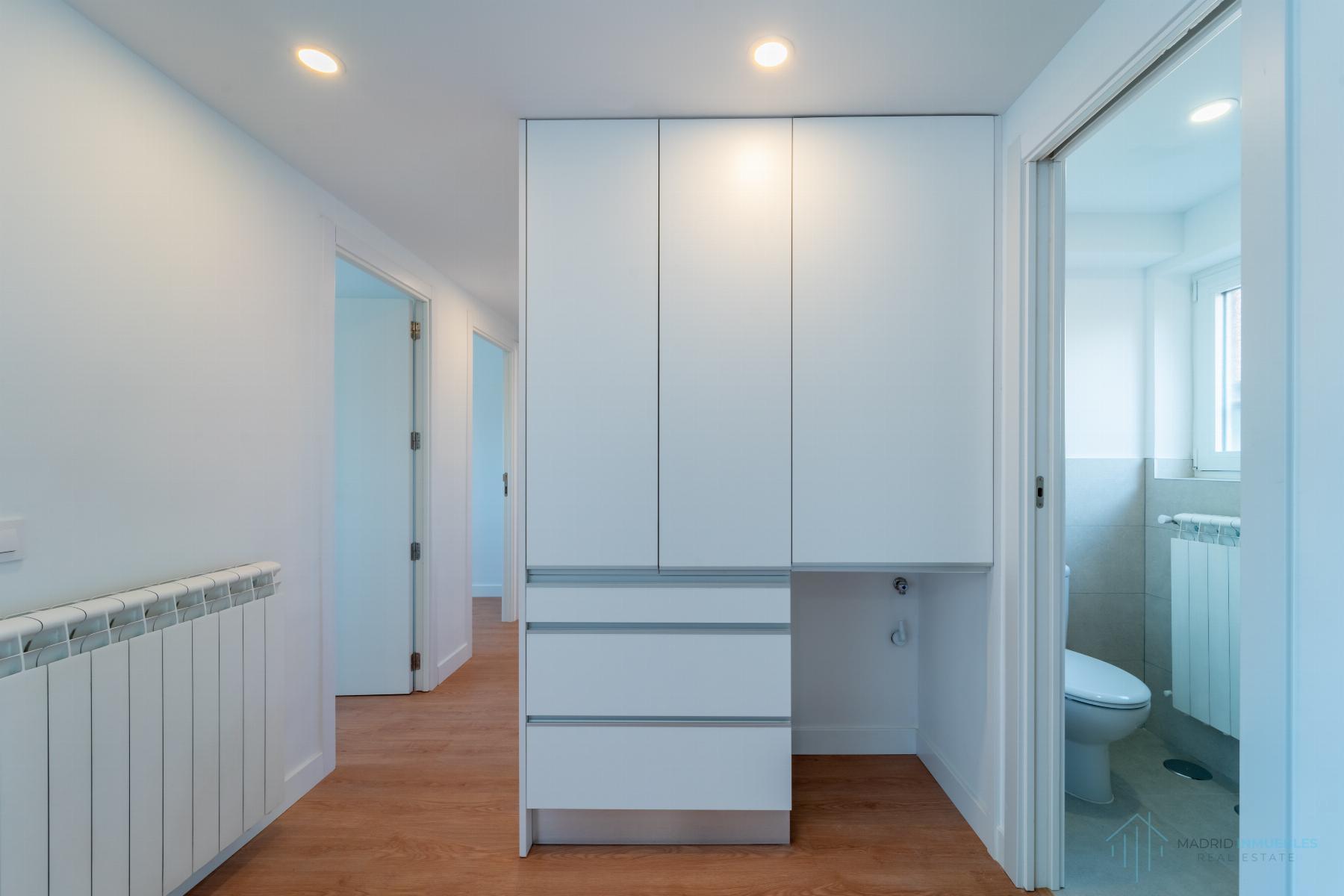 For sale of flat in Madrid
