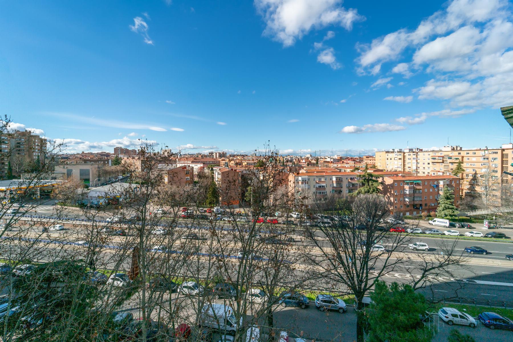 For sale of flat in Madrid