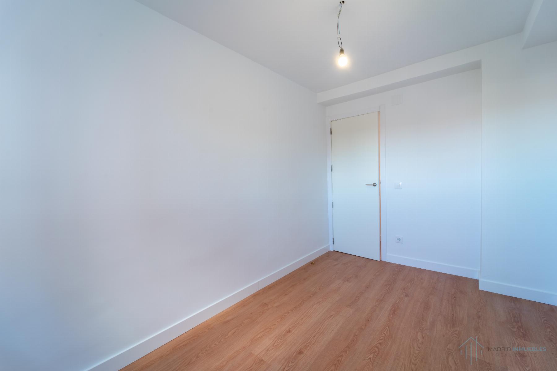 For sale of flat in Madrid