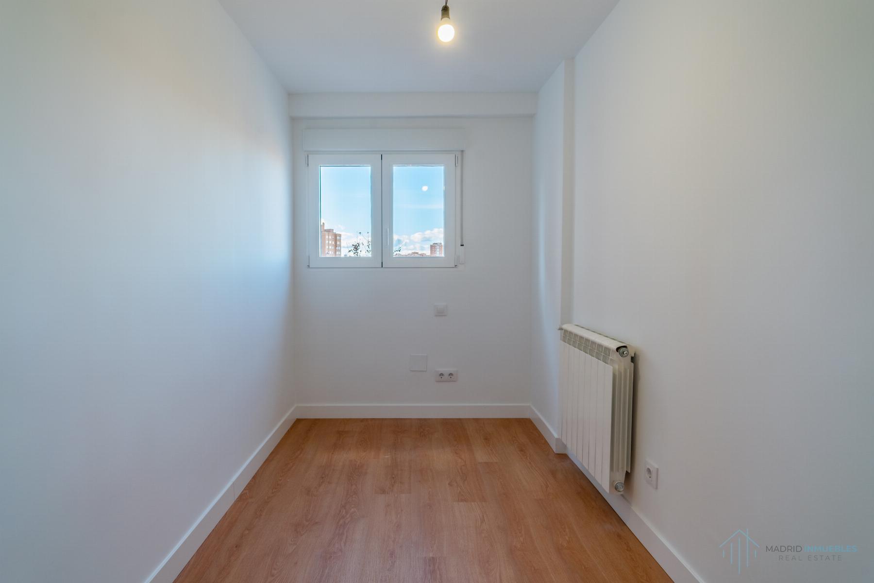 For sale of flat in Madrid