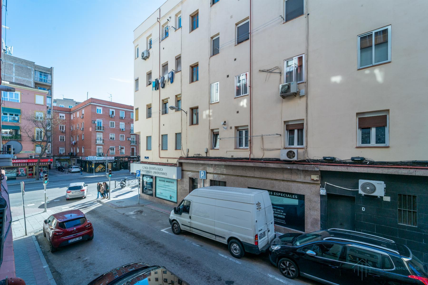 For sale of flat in Madrid