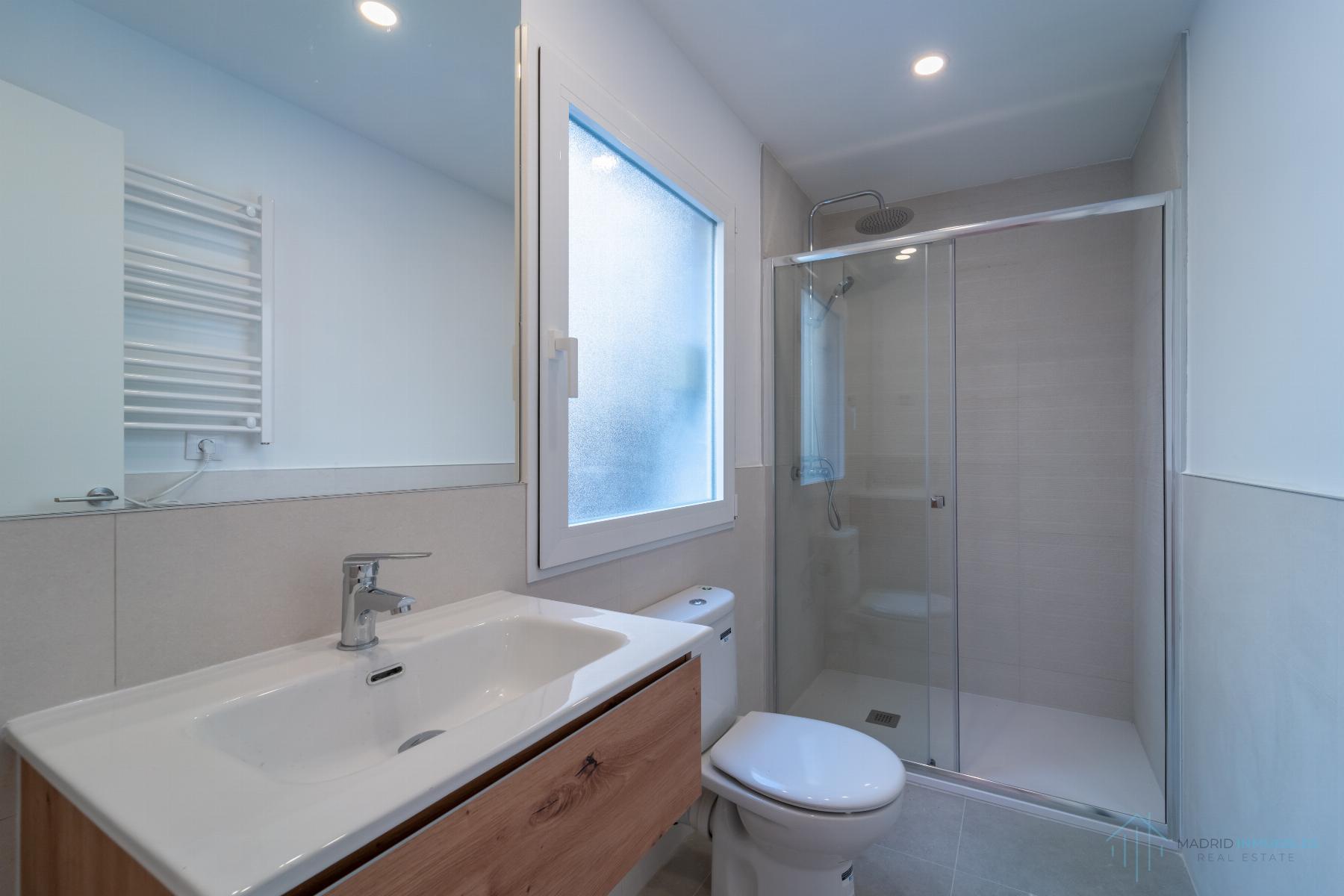 For sale of flat in Madrid