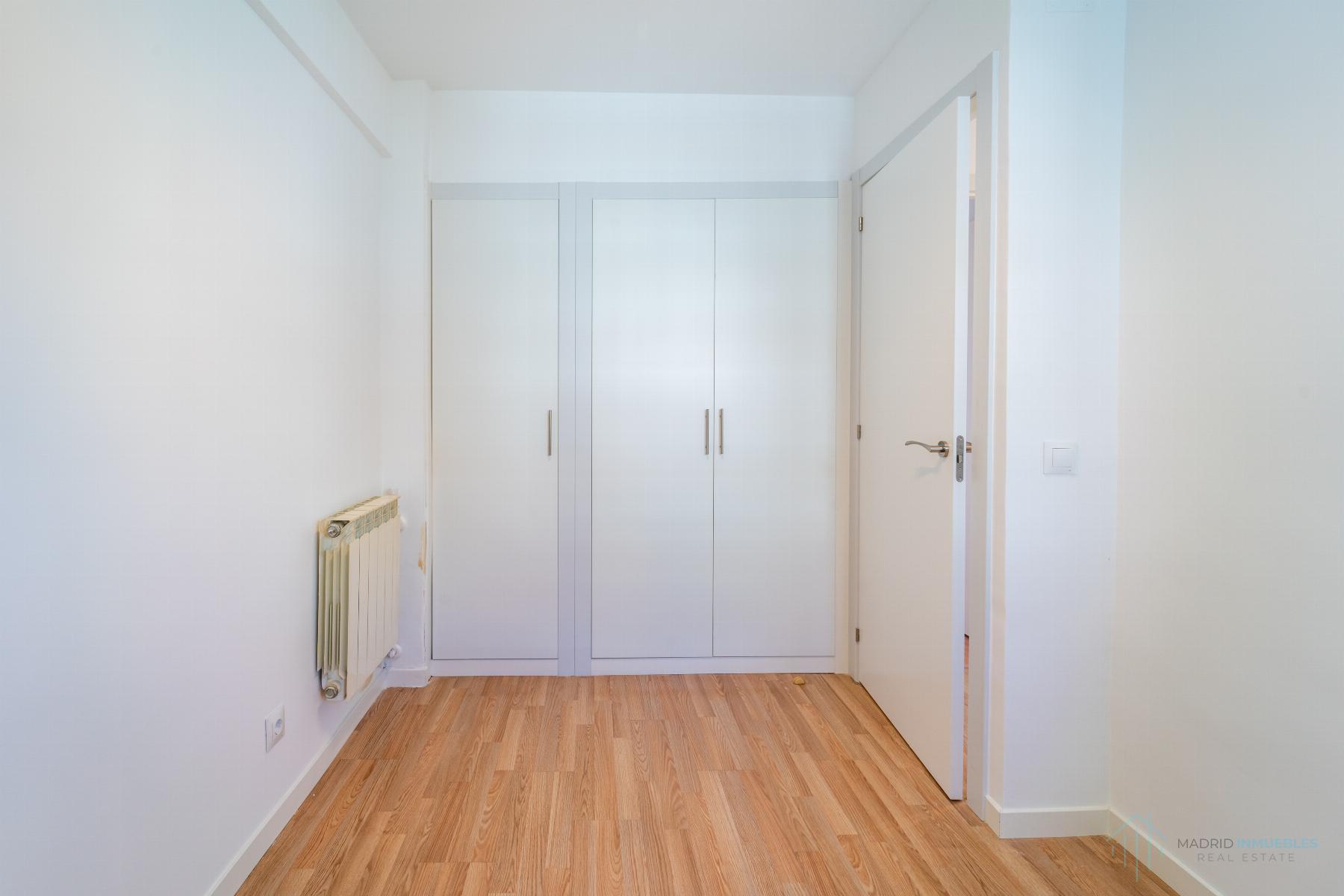 For sale of flat in Madrid