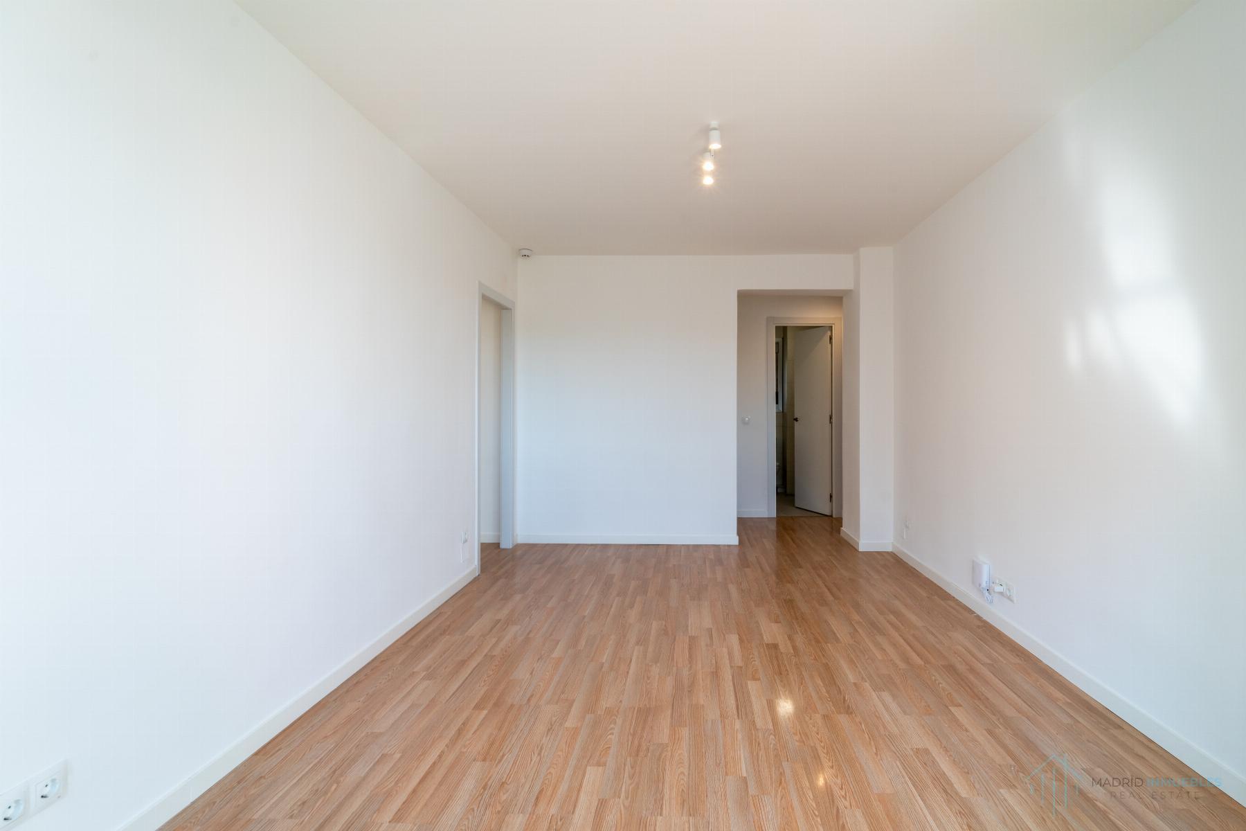 For sale of flat in Madrid
