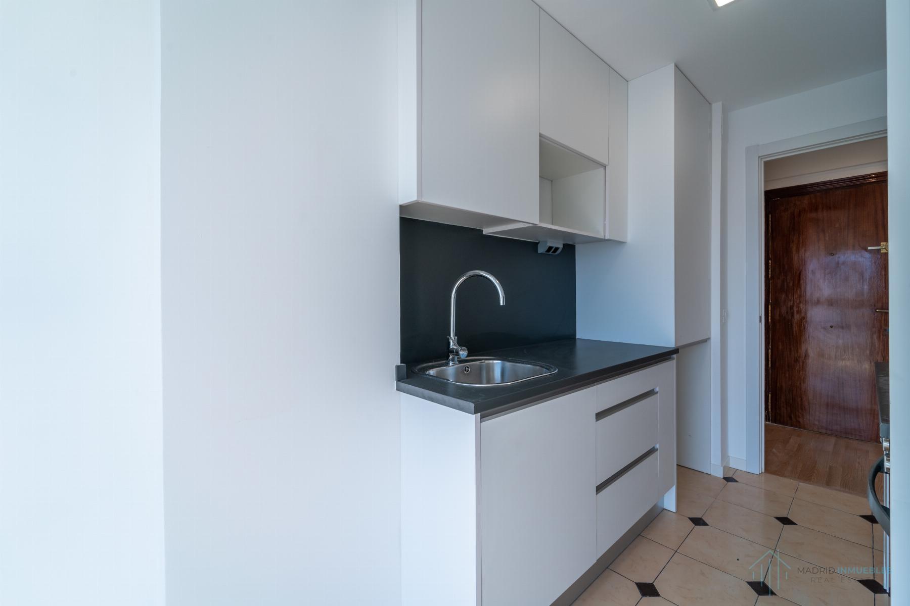 For sale of flat in Madrid