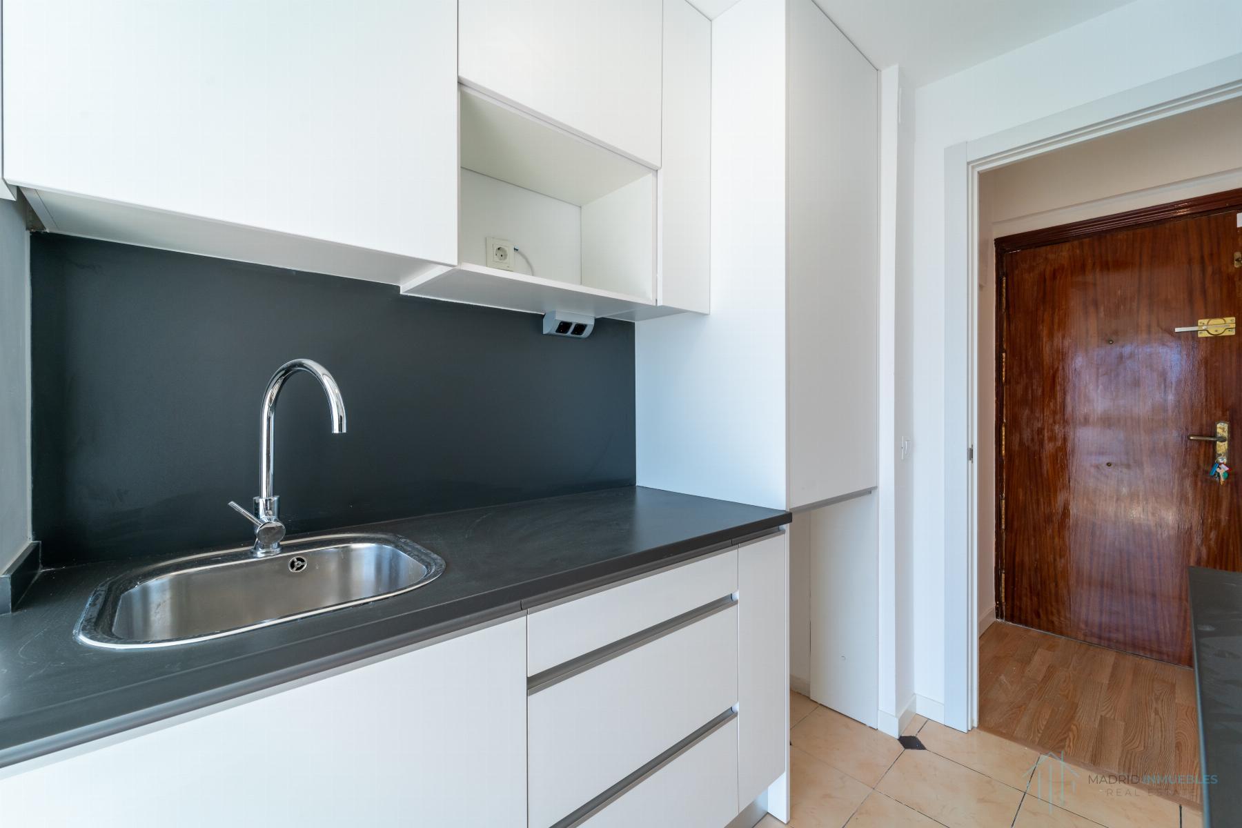 For sale of flat in Madrid