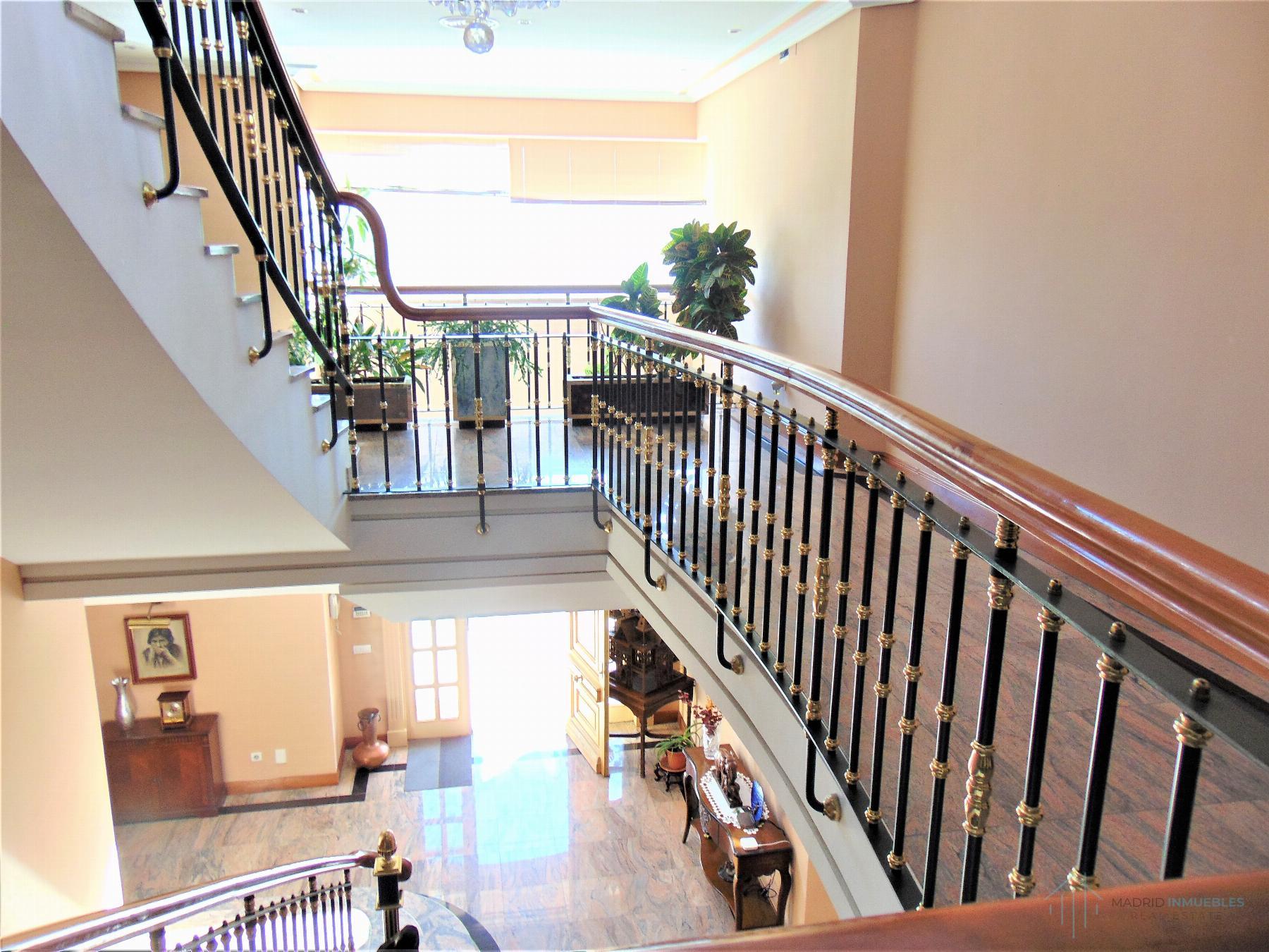 For sale of chalet in Madrid