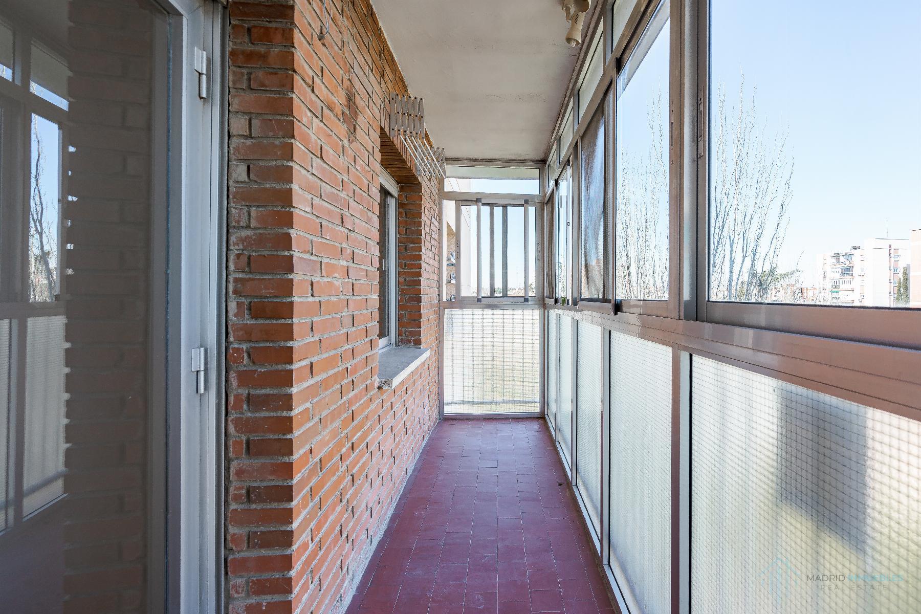 For sale of flat in Madrid