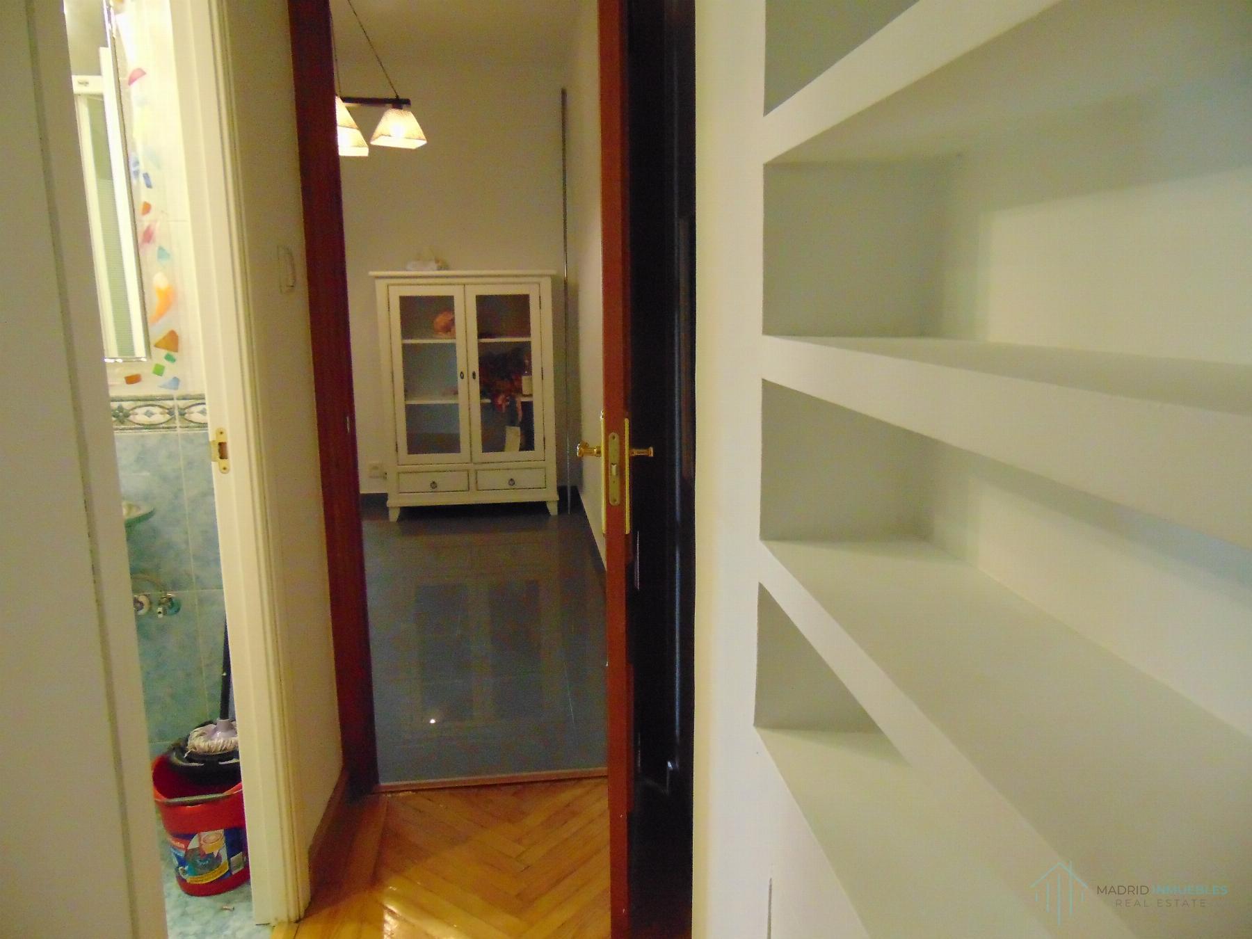 For rent of flat in Madrid