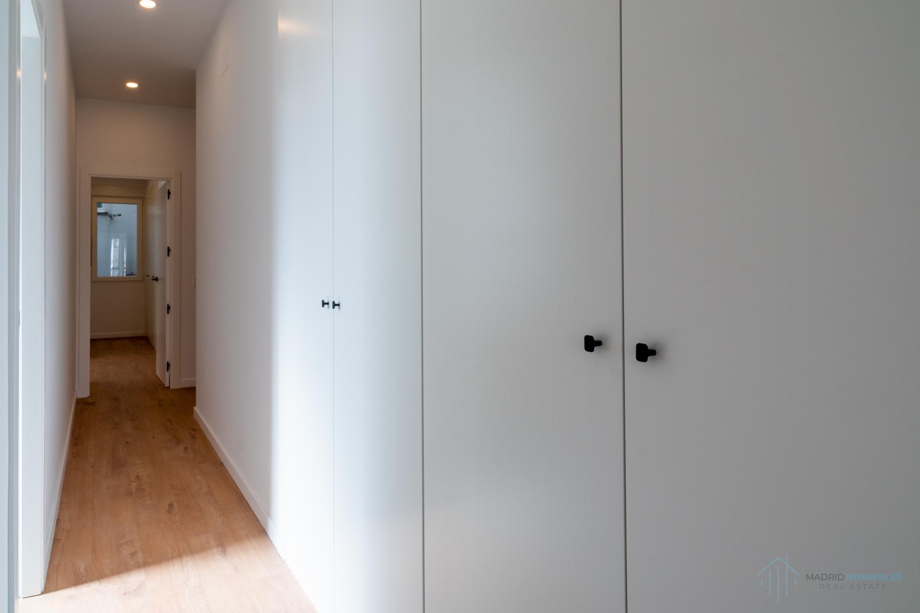 For sale of flat in Madrid