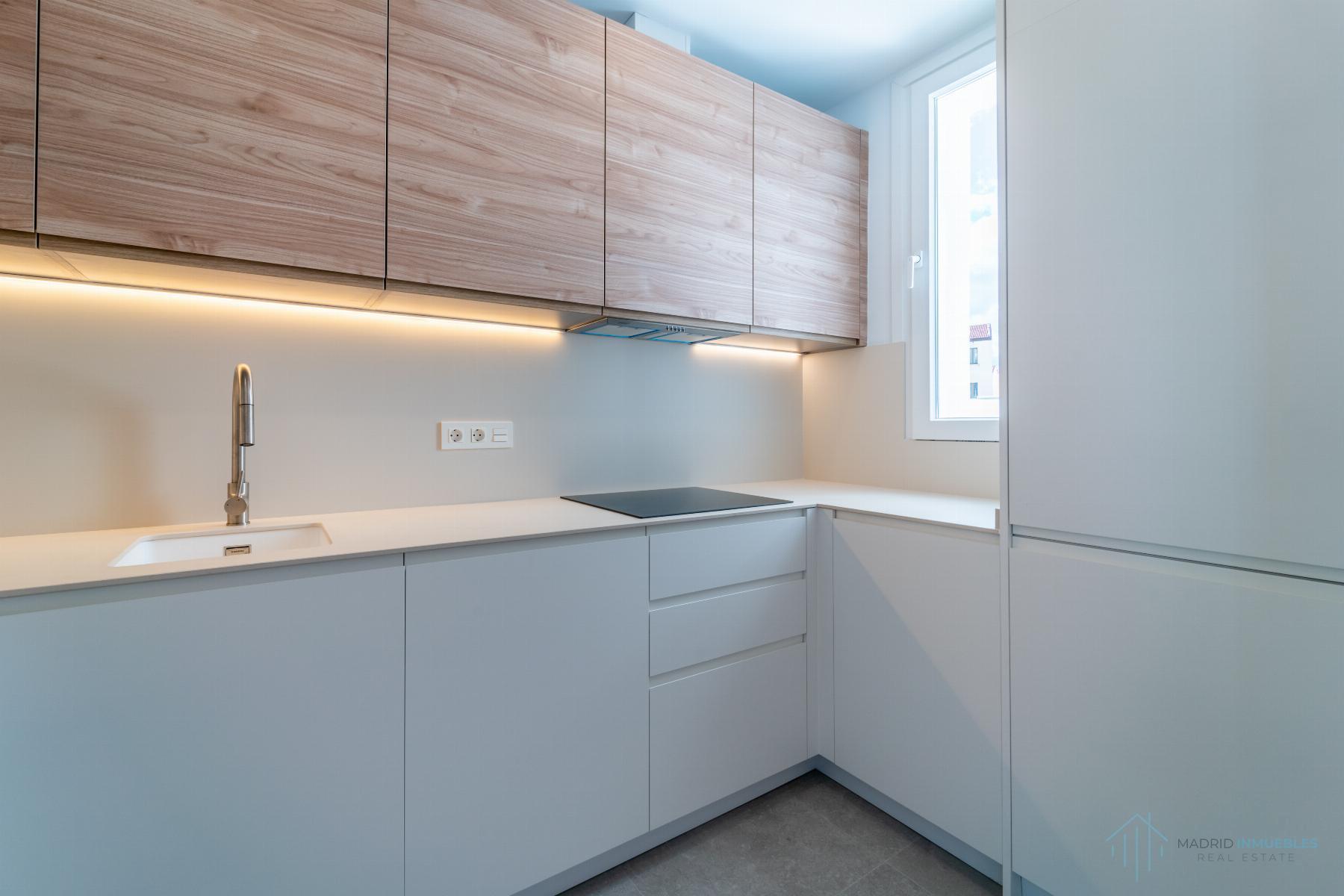For sale of flat in Madrid