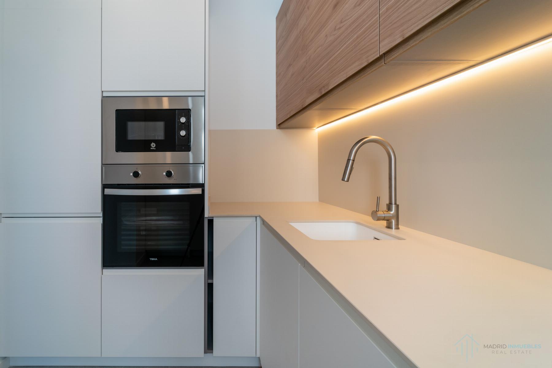 For sale of flat in Madrid