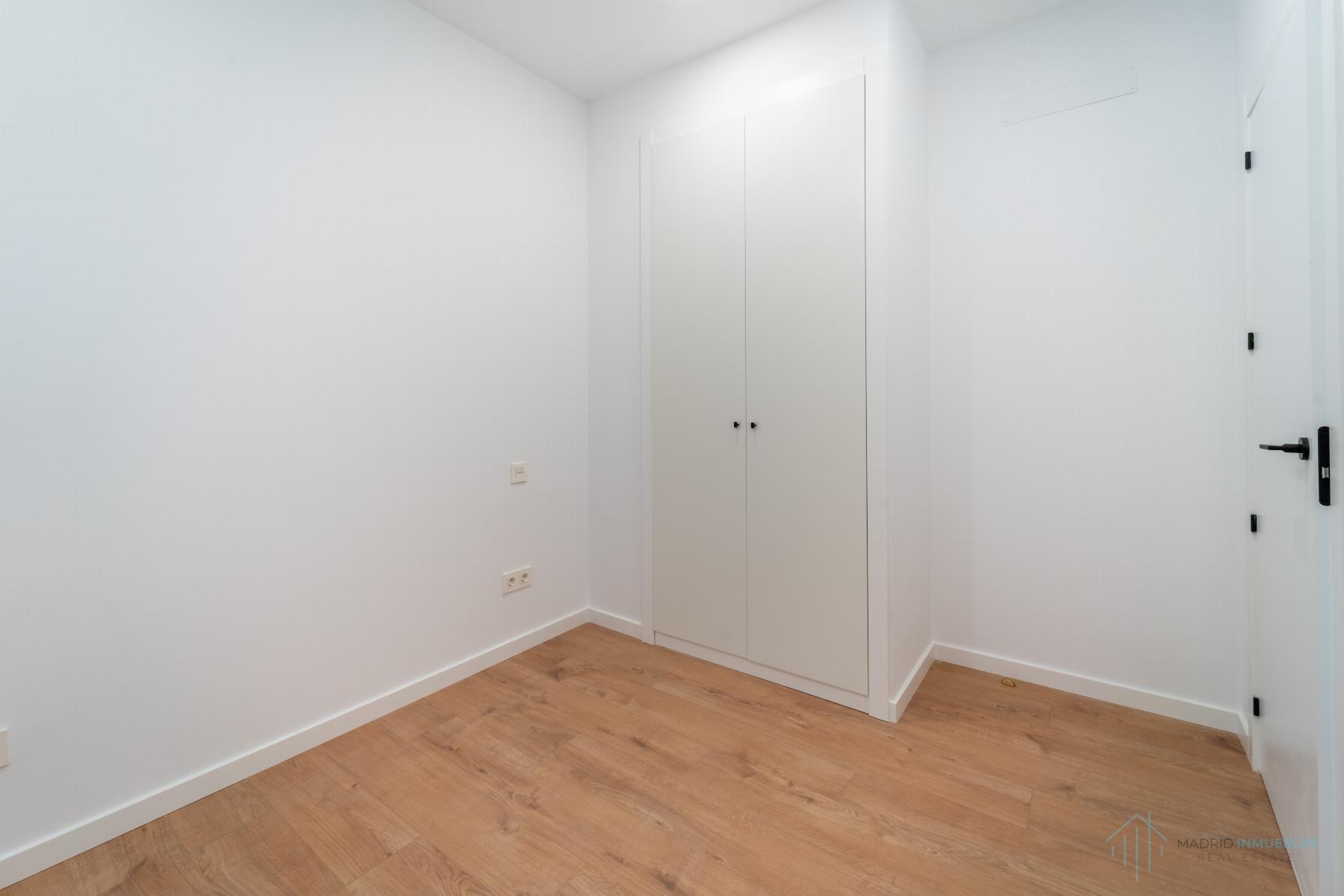 For sale of flat in Madrid