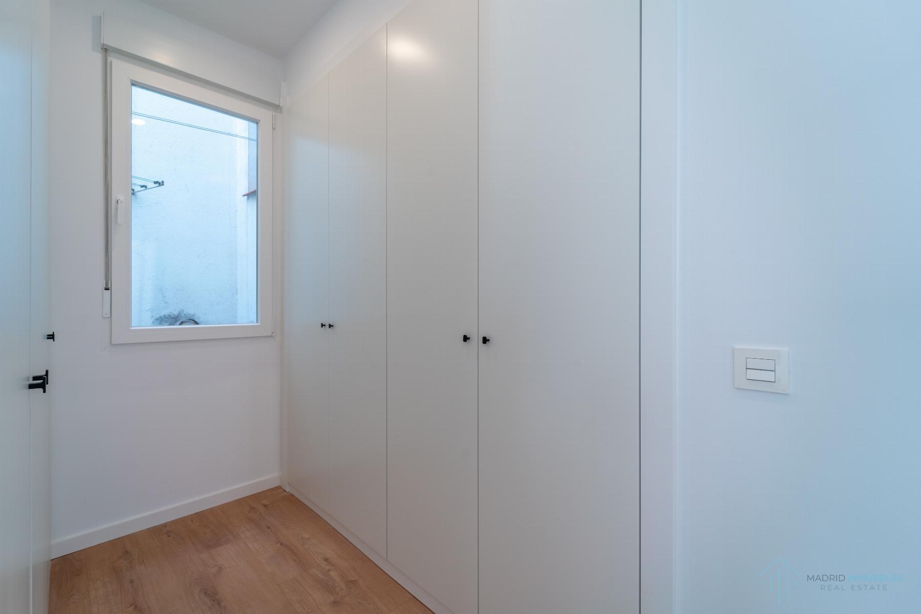 For sale of flat in Madrid