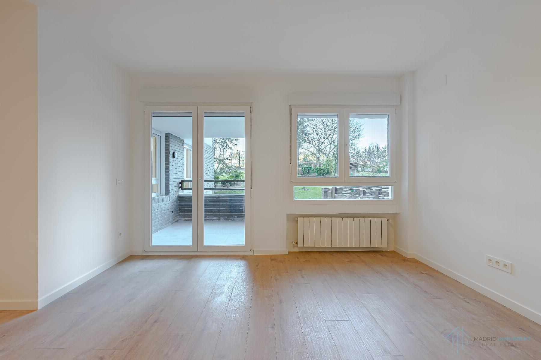 For sale of flat in Madrid