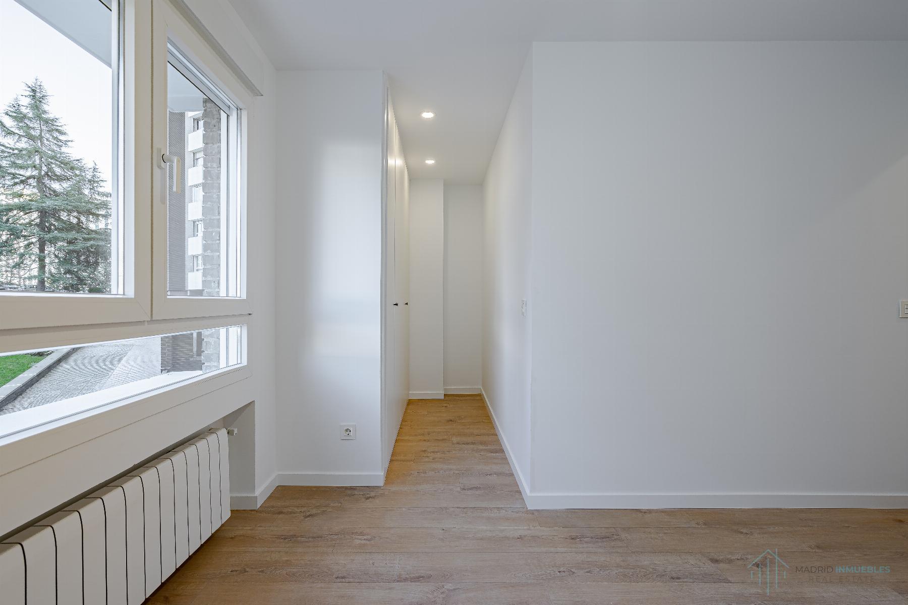For sale of flat in Madrid