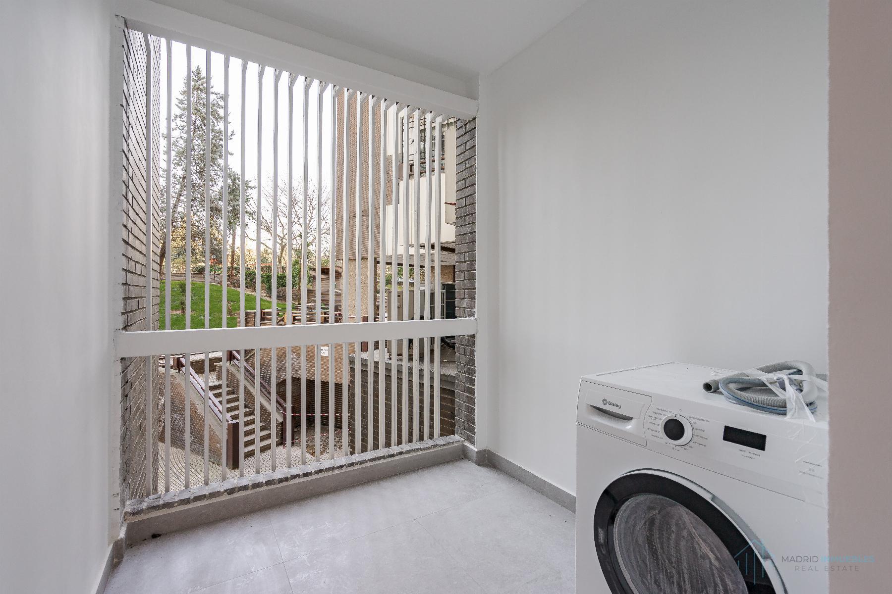 For sale of flat in Madrid