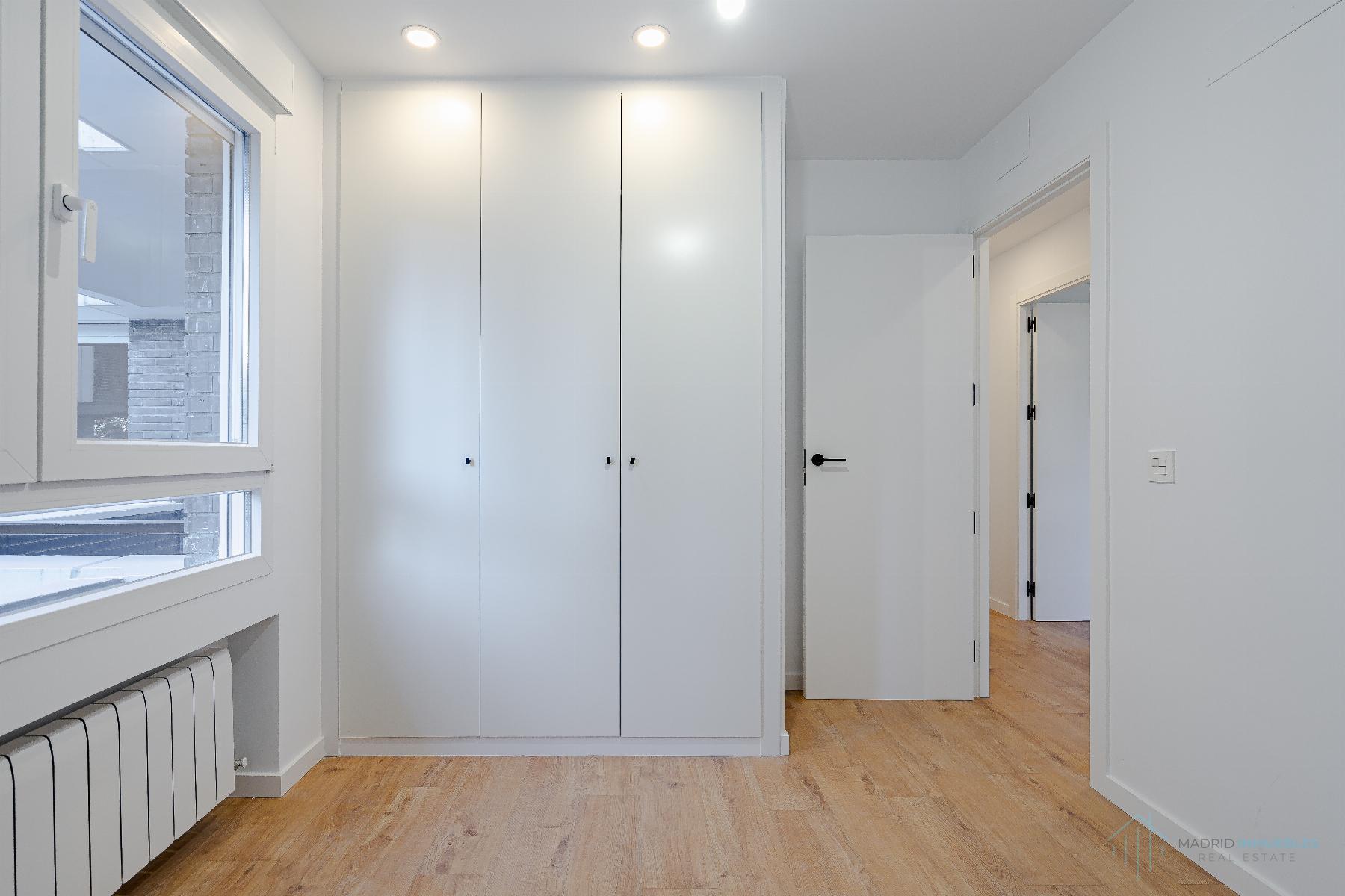 For sale of flat in Madrid