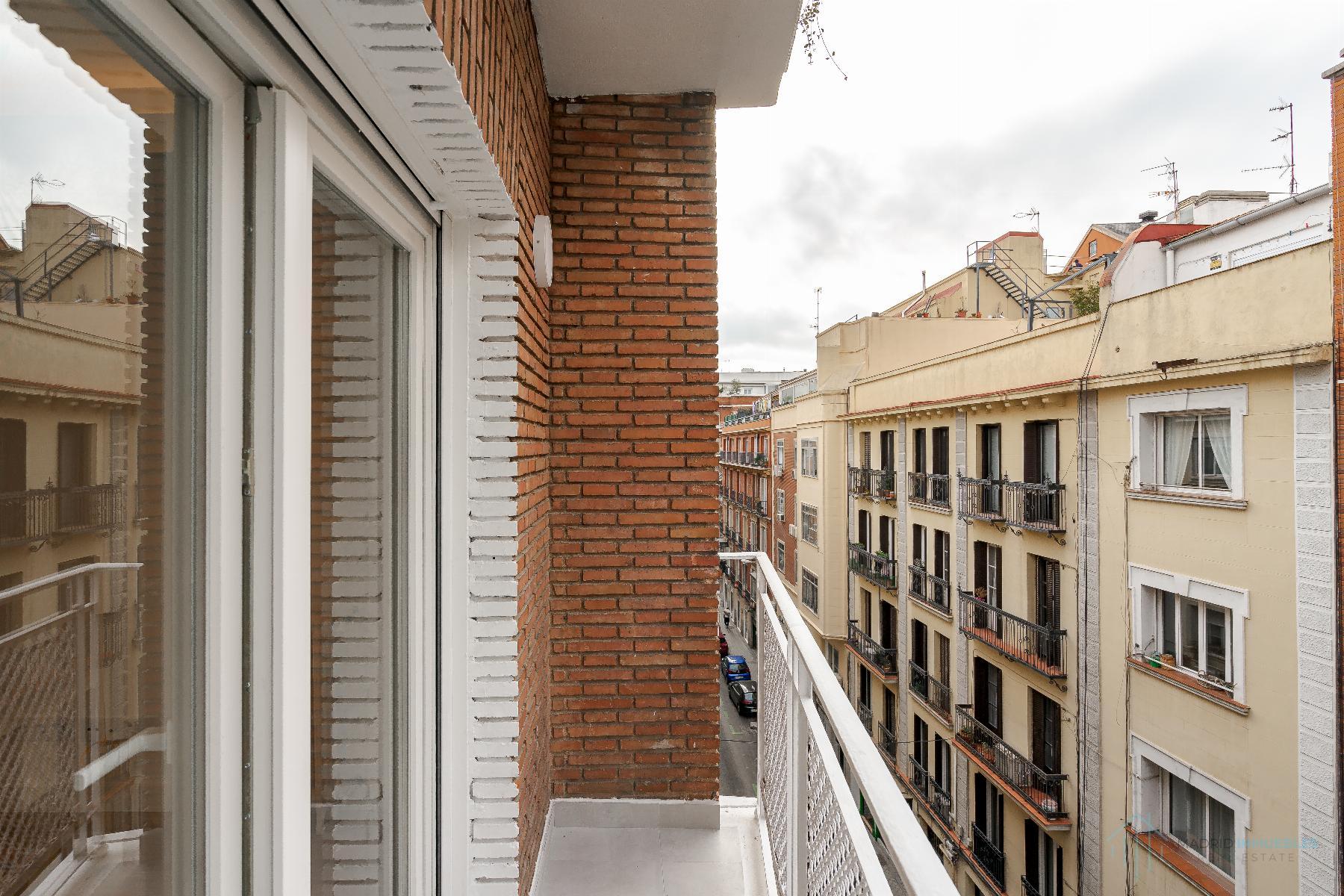 For sale of flat in Madrid