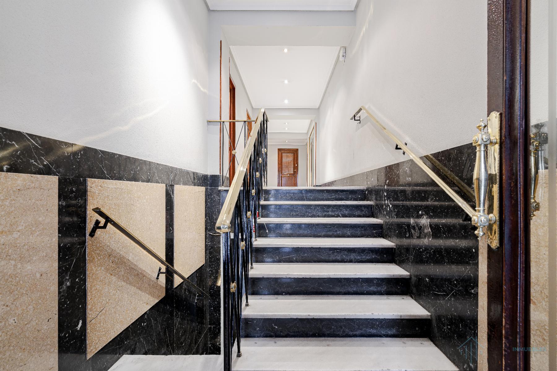 For sale of flat in Madrid
