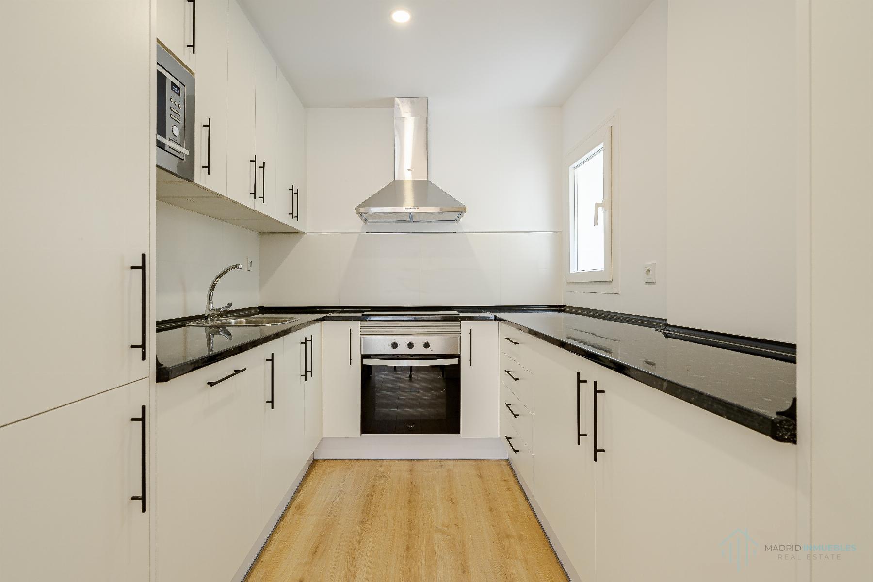 For sale of flat in Madrid