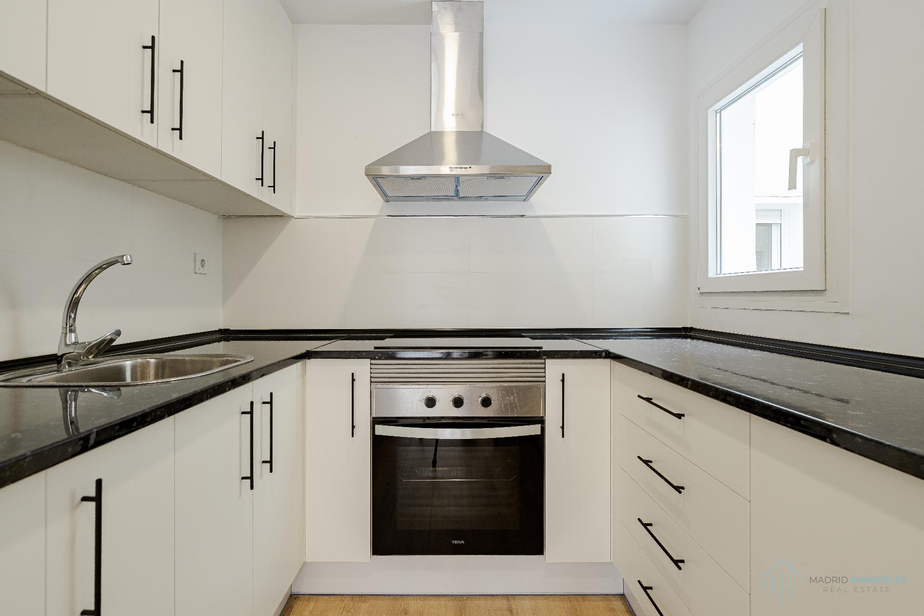 For sale of flat in Madrid