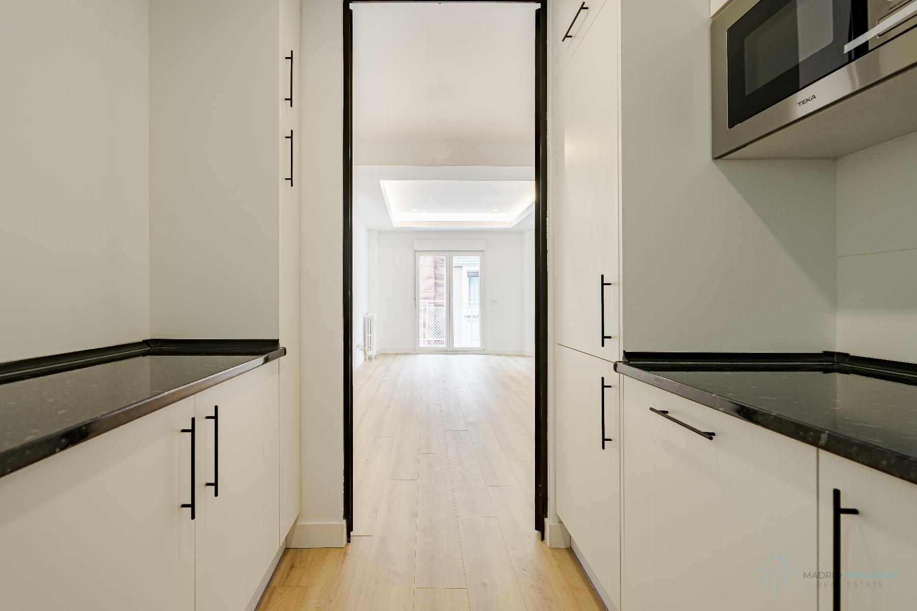 For sale of flat in Madrid