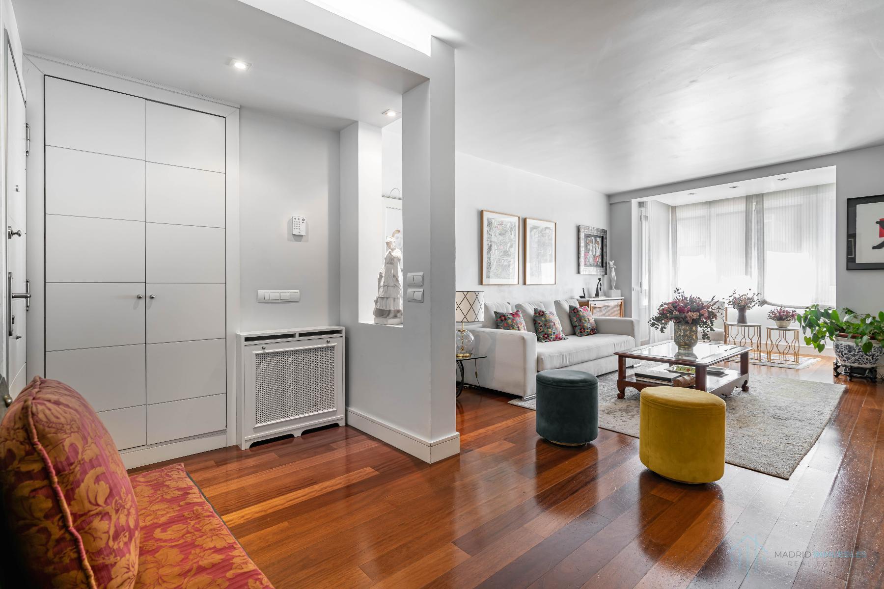 For sale of flat in Madrid
